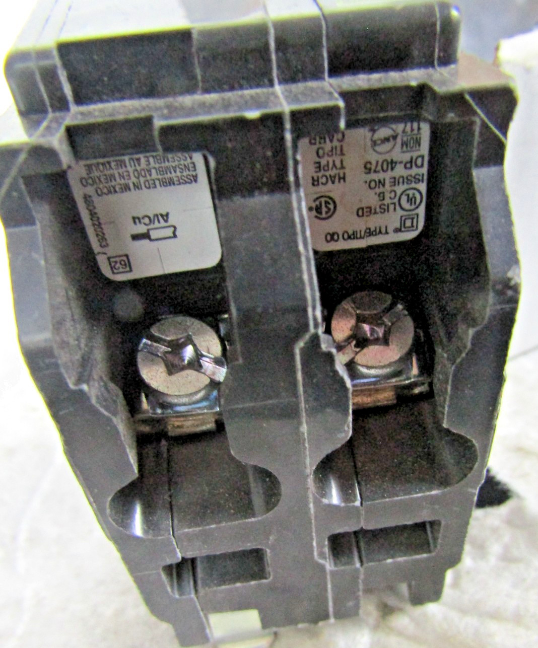 ✌️NEW SQUARE-D QO210 CIRCUIT BREAKER 2-POLE 10-AMP 120/240 VAC