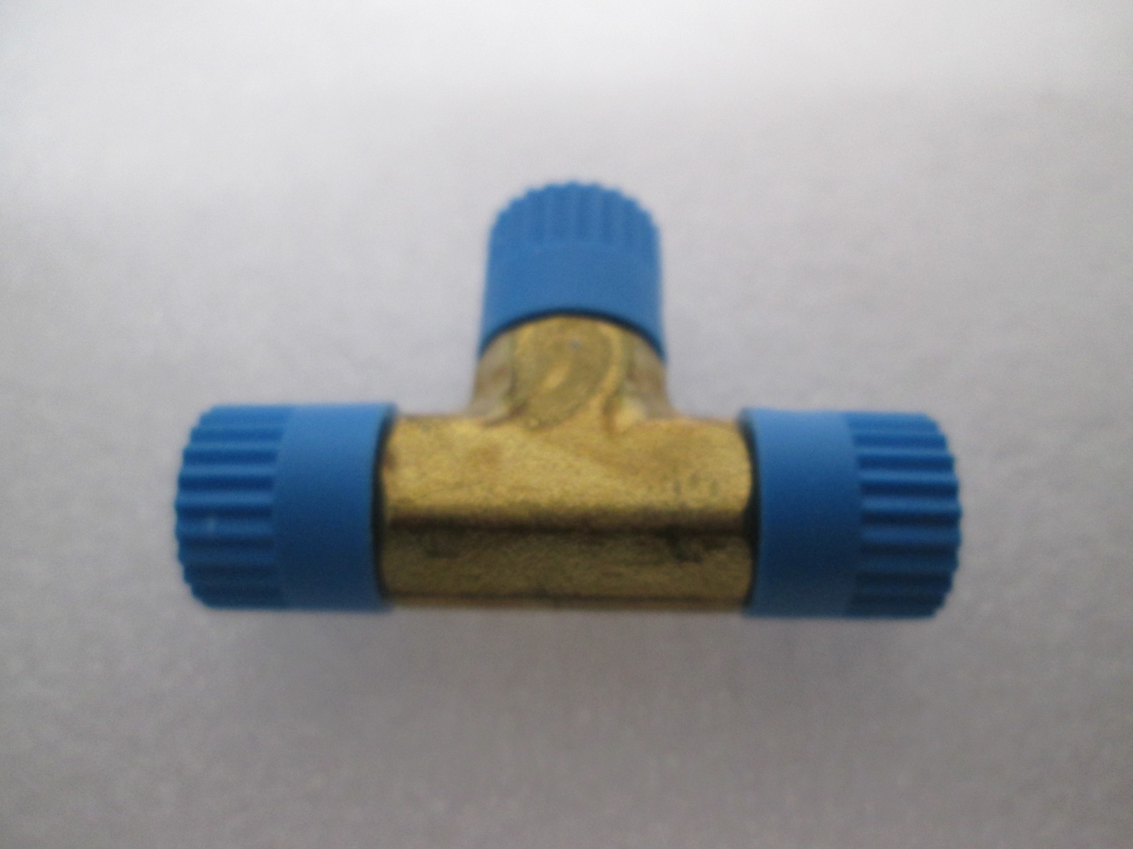 Parker, 206-192, 3-Way Fitting, 1/4″, New, Lot of 20