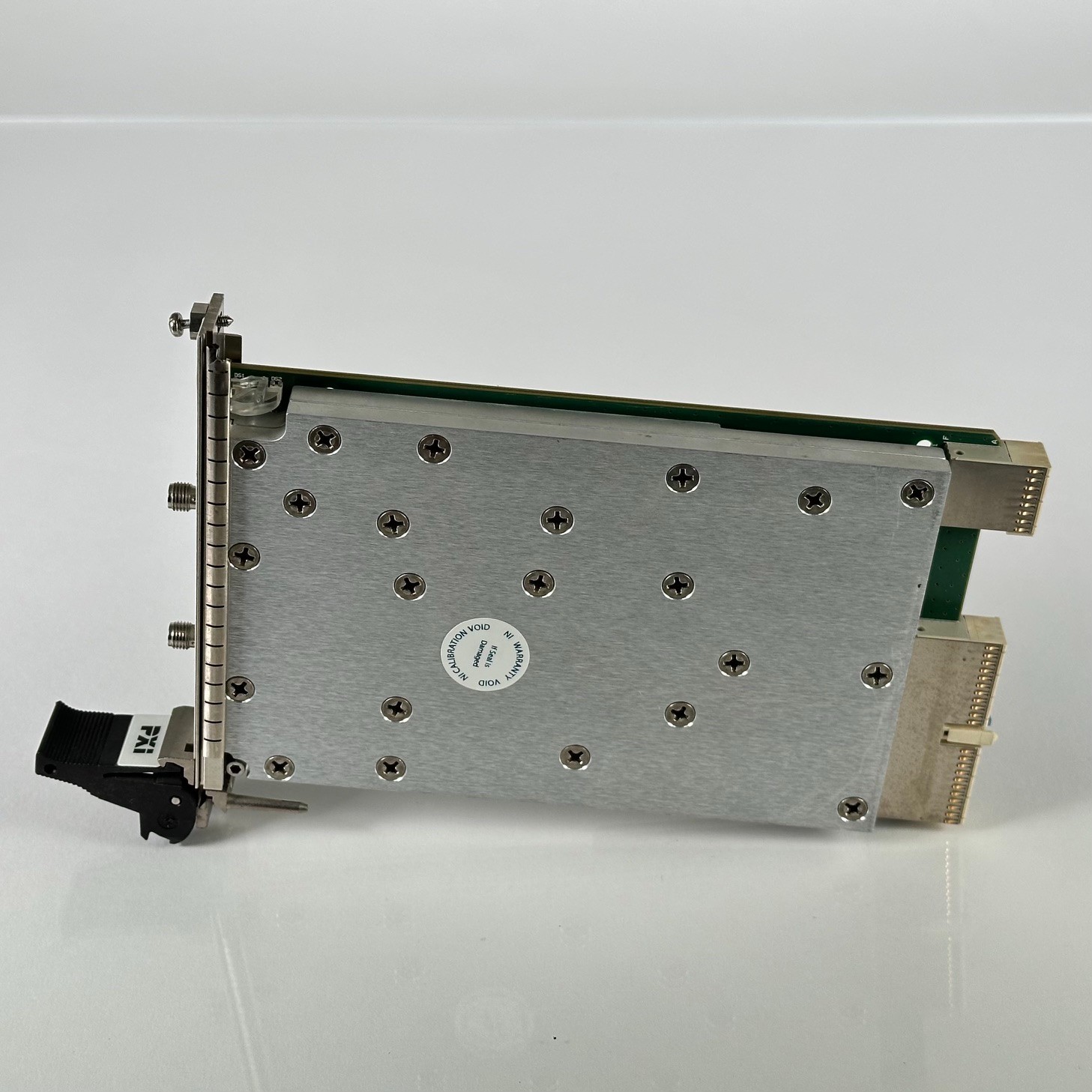National Instruments NI PXI-5652 500 kHz-6.6 GHz RF Signal Generator Module