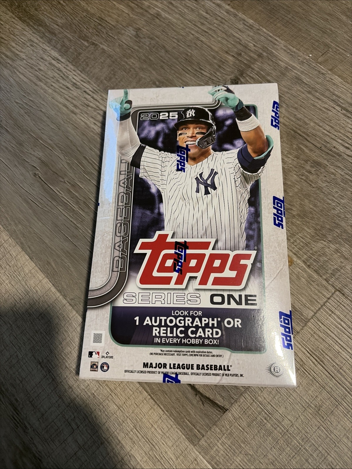 2025 Topps Series 1 Baseball Sealed Hobby Box