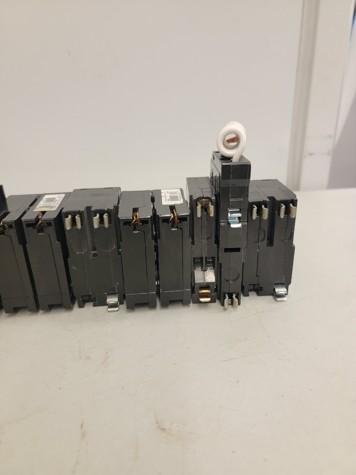 LOT OF 23 – Circuit Breakers Various. Square D, Eaton. Different Voltages