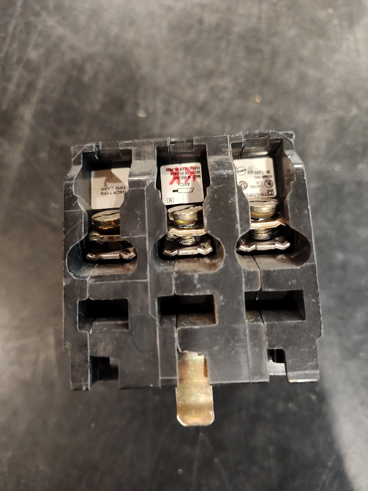 SQUARE D QOB330 3 Pole 30 Amp 240 Volt 10k@240V Bolt On Circuit Breaker