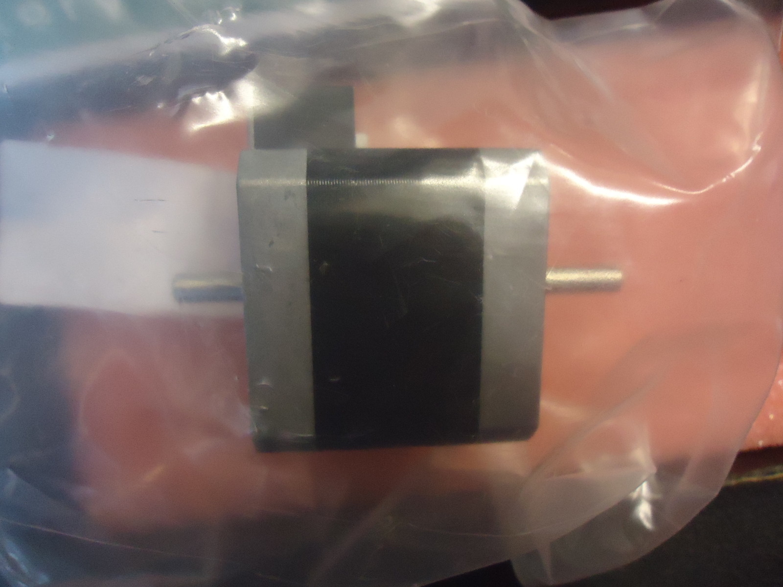 PK544PMB Oriental Motor Co 1.65 in (42 mm) 5-Phase Stepper Motor NEW!