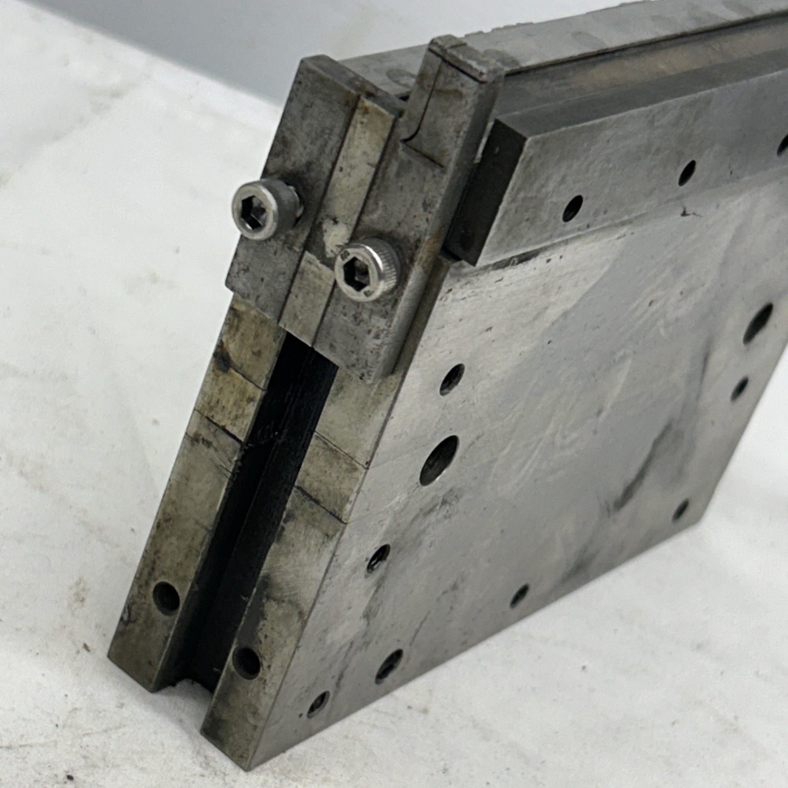 hermann schmidt Stainless Steel Magnetic Chuck. Ems For Wire Edm Single Pole