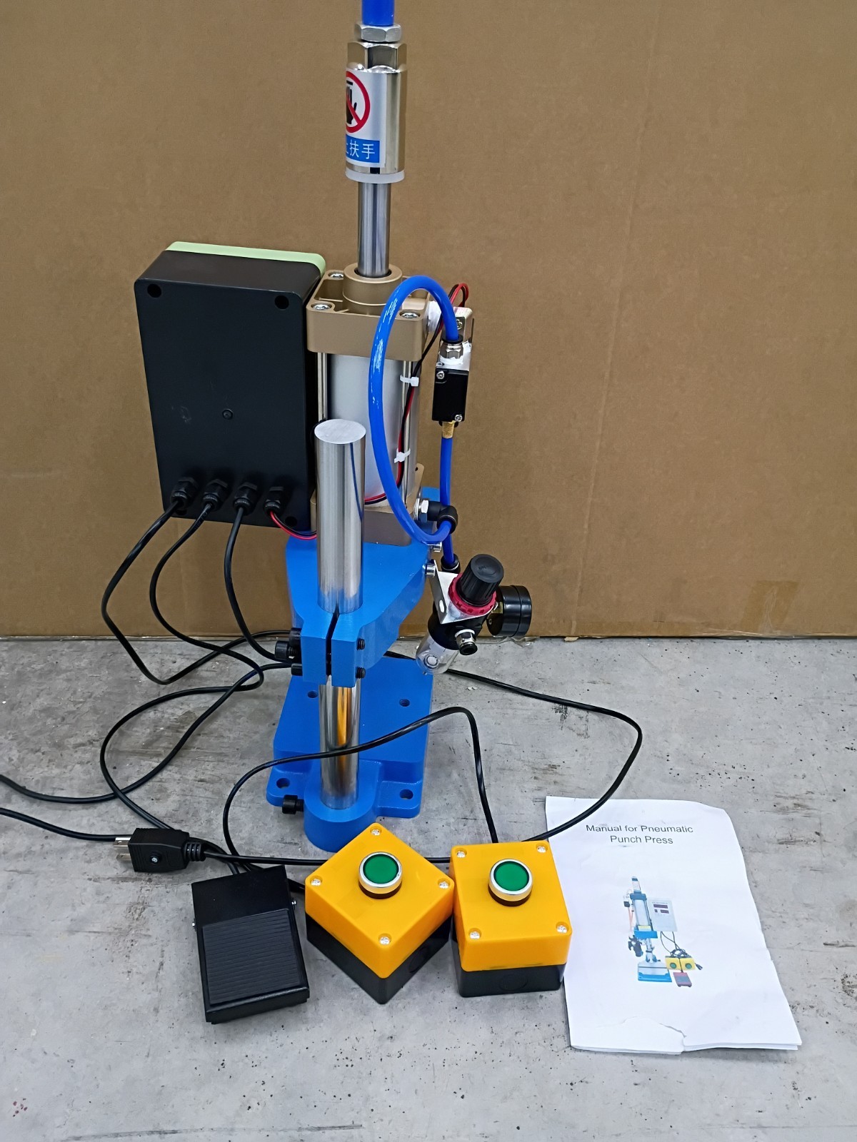 200KG/440LBS Pneumatic Punch Press Machine Business Industry Equipment