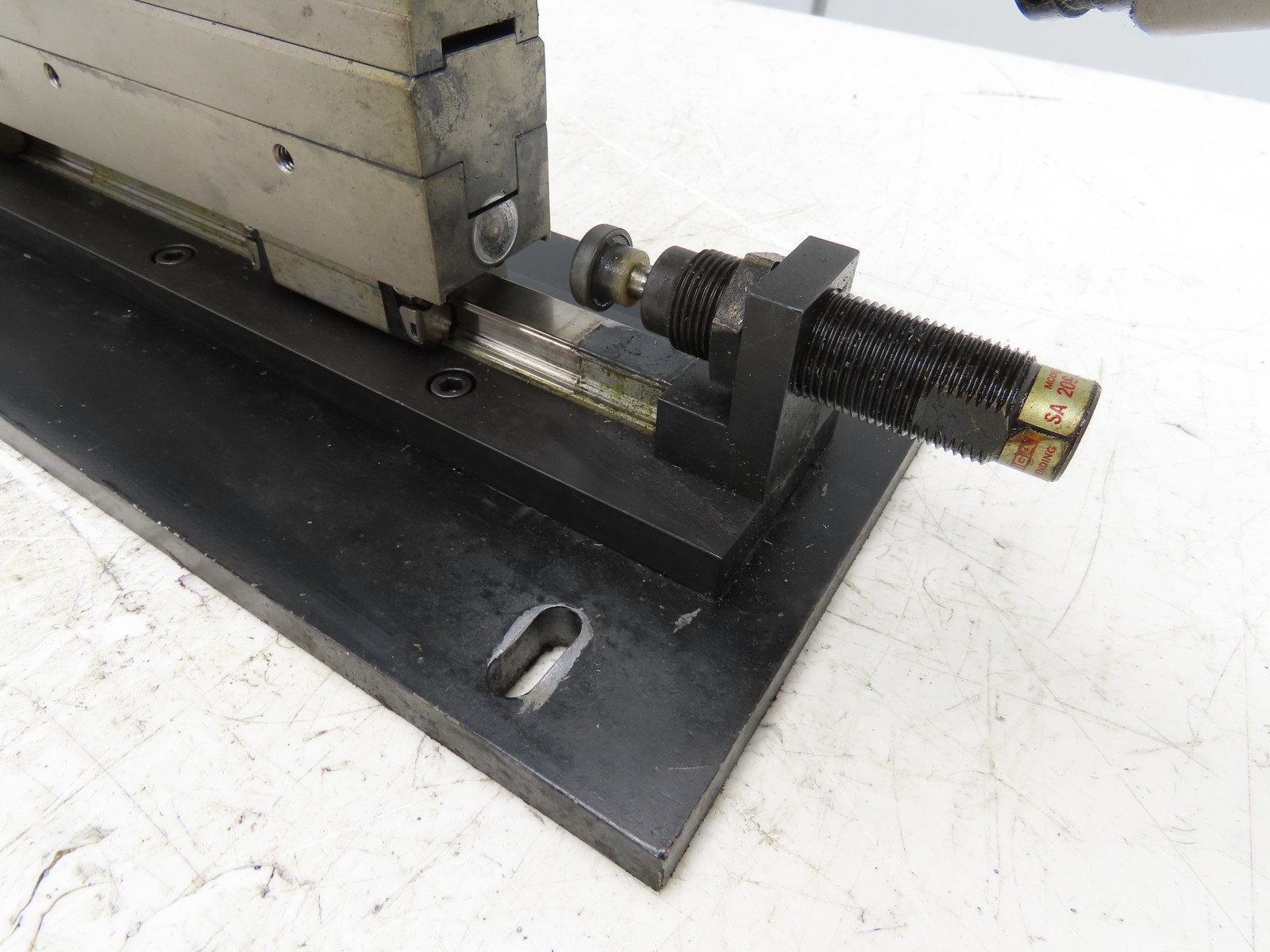 Weber Pneumatic Automatic Feed Screwdriving System 60mm Stroke Screwdriver