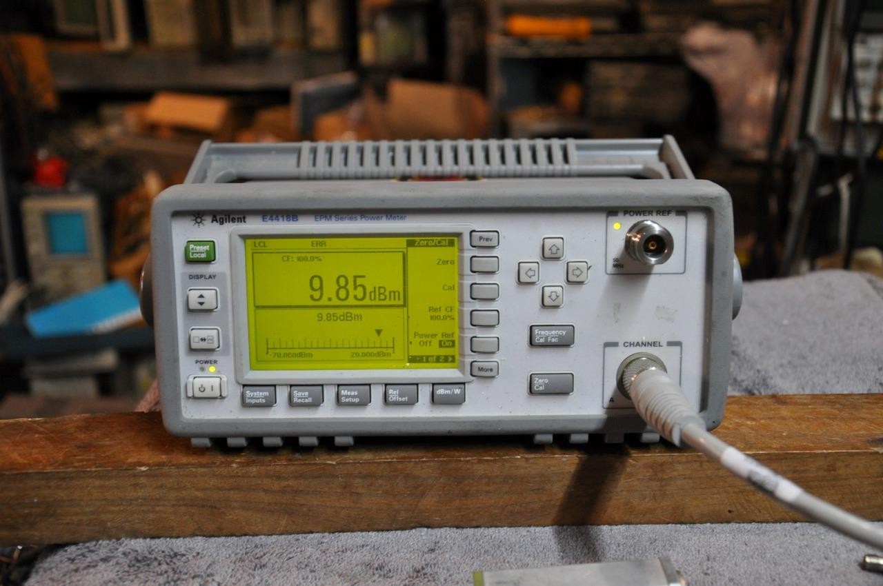 HP 8485A power sensor %0 Mhz-26 Ghz No covers and read 10db High