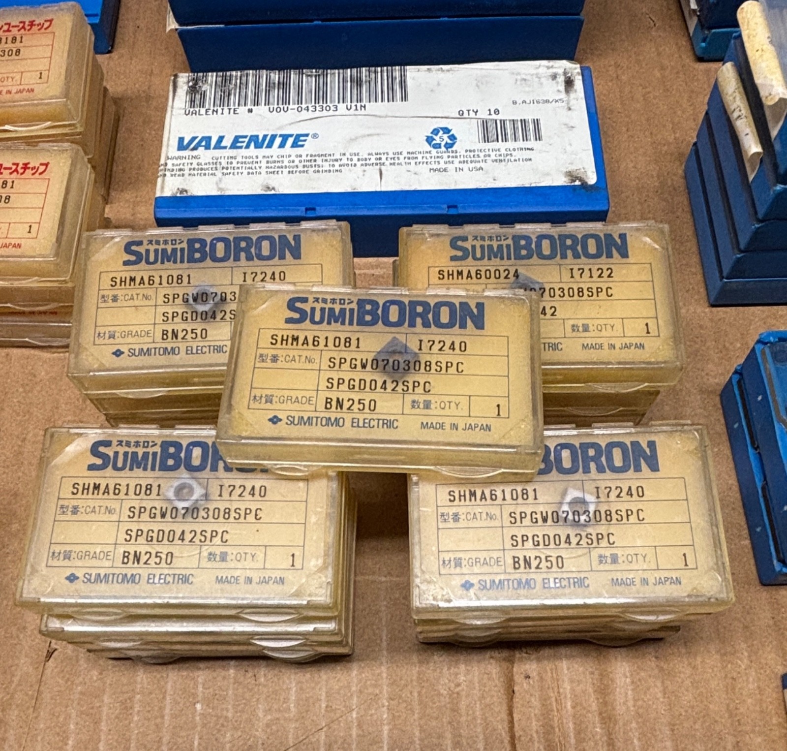 VALENITE Carbide Inserts – VARIETY – 875+ inserts – 122 packs – 27 lbs. – NEW