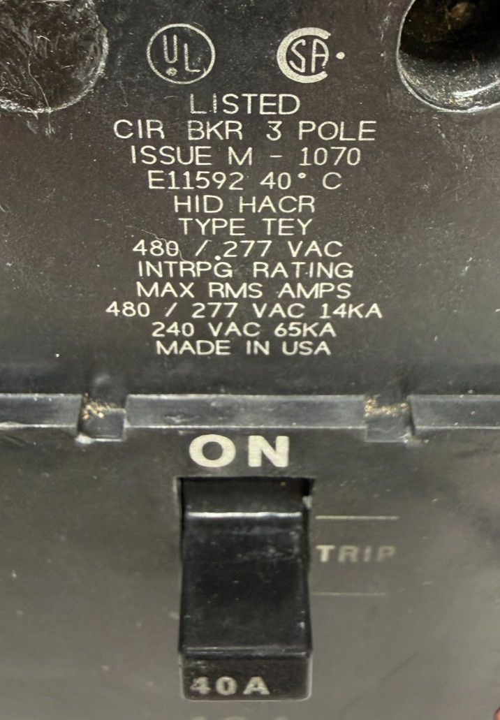 GE TEY340ST12 40Amp 3Pole 480/277VAC 14kA Bolt-On Circuit Breaker TEYST12 Shunt