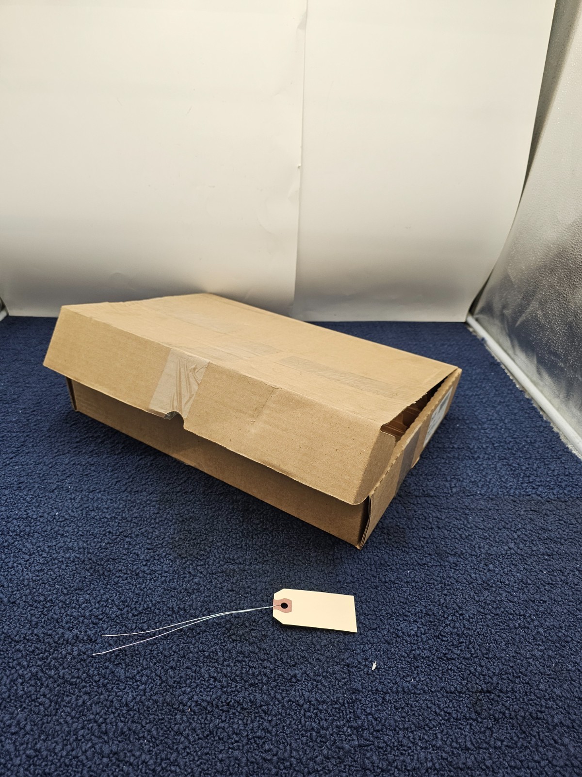(QTY 1000) G10013 2-3/4 x 1-3/8″ Manila 13 Pt. Shipping Tags PreWired