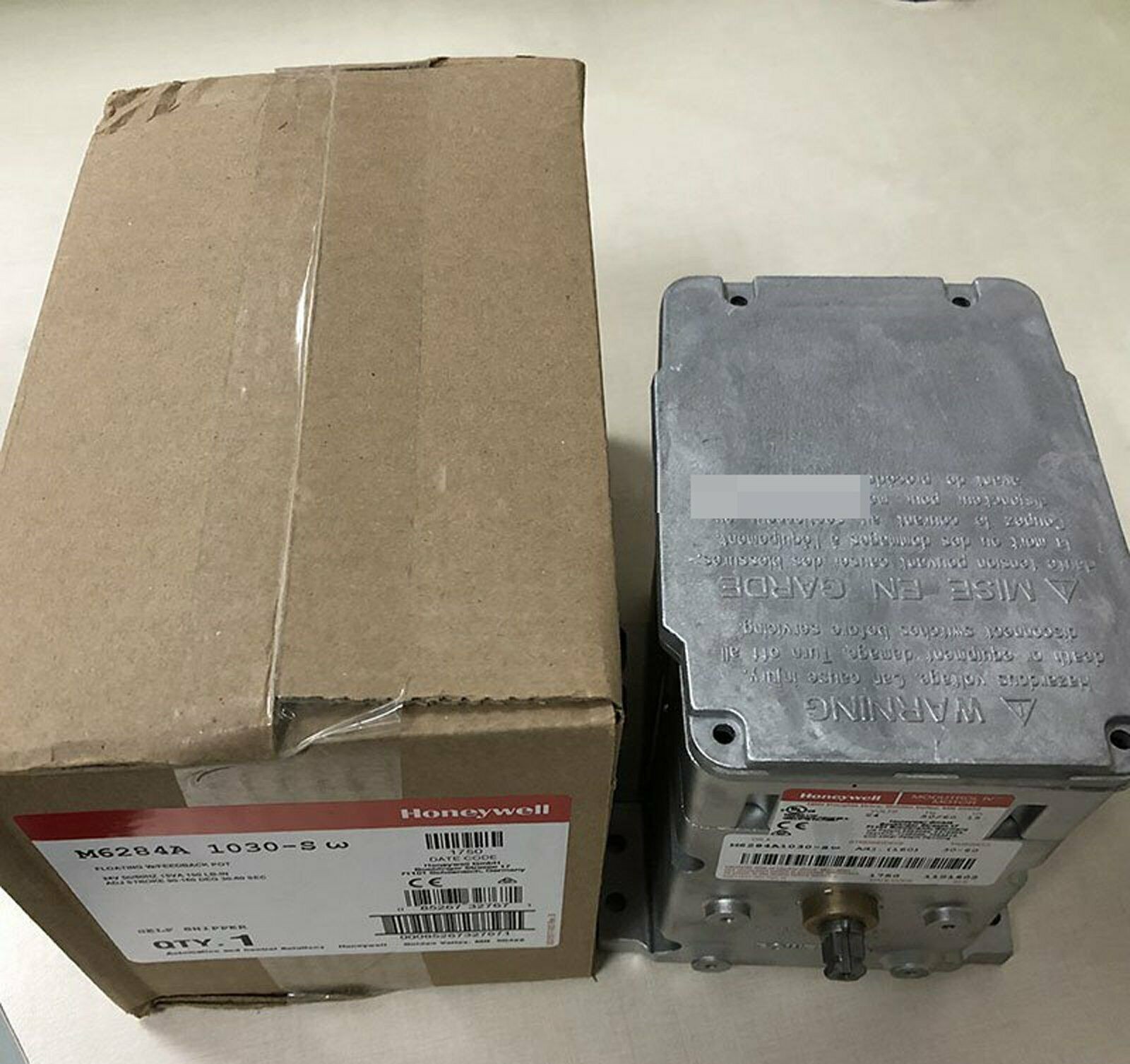 NEW IN BOX Honeywell Electric Actuator Driver M6284A1030-S one year warranty