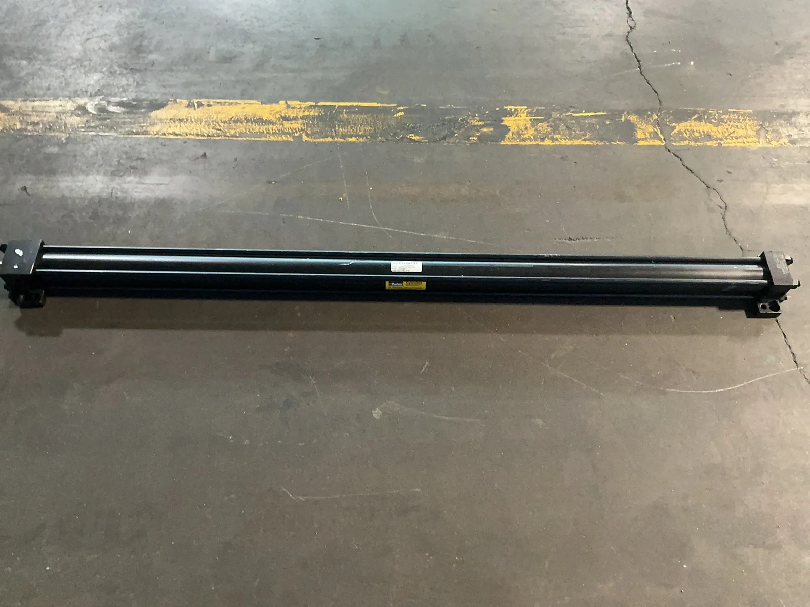 PARKER CYLINDER 2.00CC2HRNAT1S19AC52.000