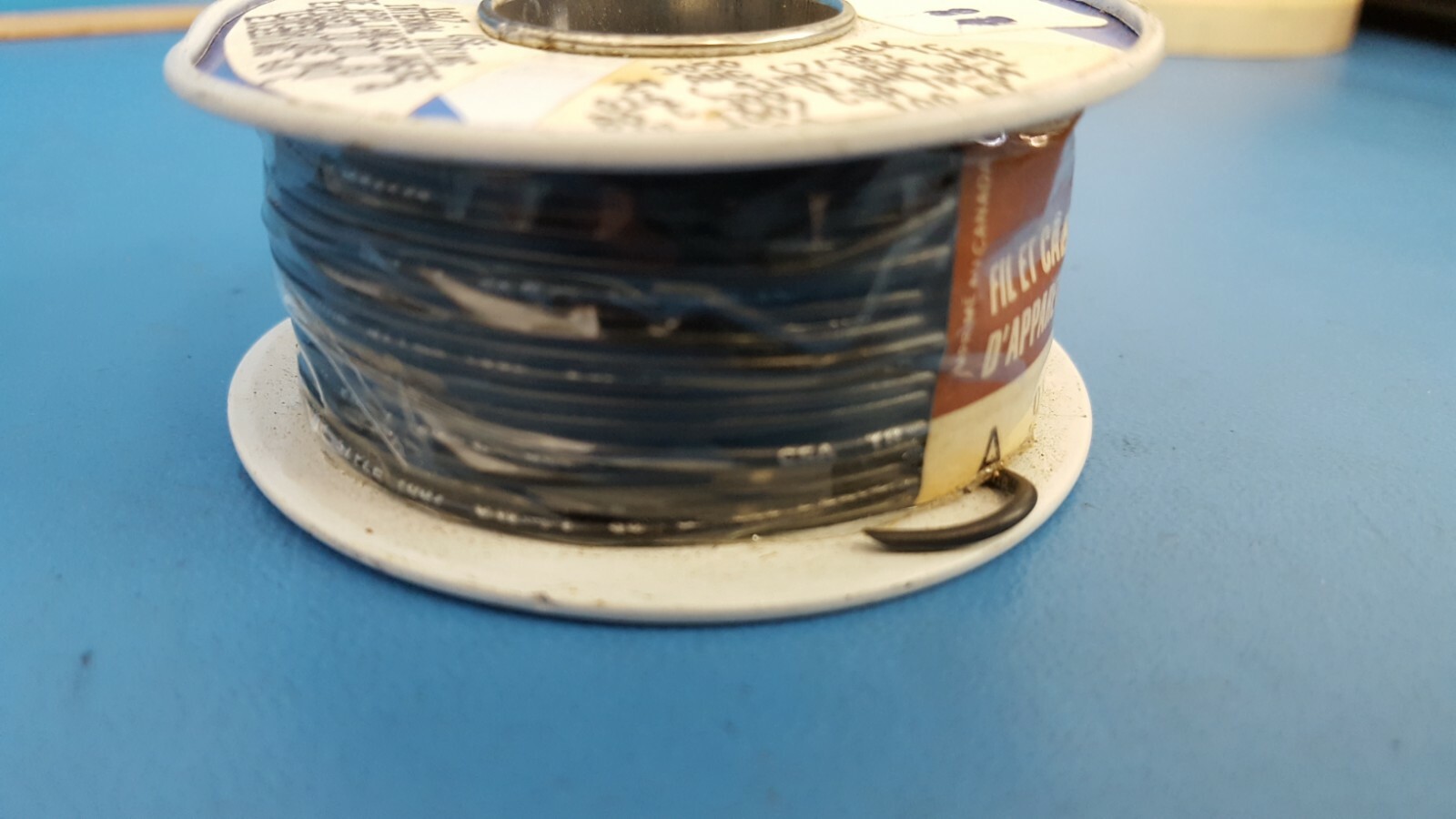 HOOK-UP STRND 24AWG BLACK 100FT, 30.5m, Spool, Strand 7/32, Alpha, 3050-BK005