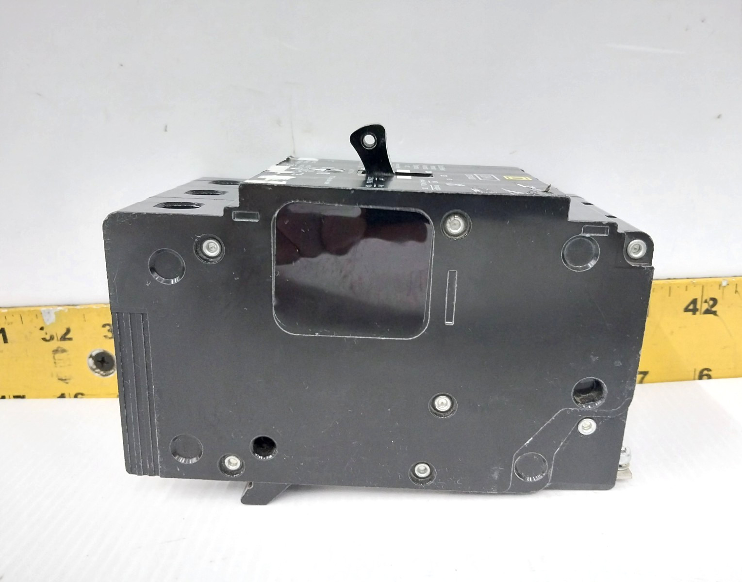 Square D 30 Amp Bolt-On Circuit Breaker 240 / 480Y/277 VAC 3 Pole EDB34030