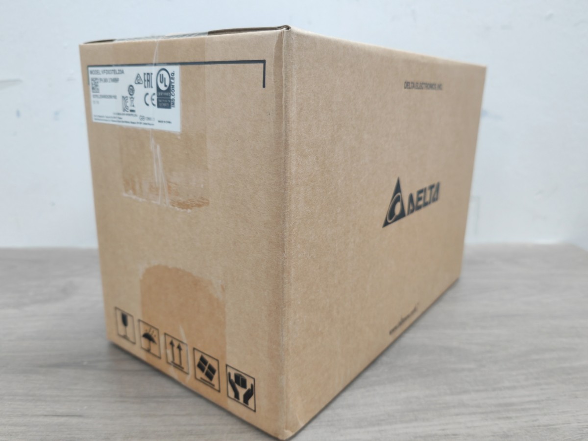 New In Box DELTA VFD037EL23A Inverter 3.7KW 5HP 3PHASE 220V 600Hz
