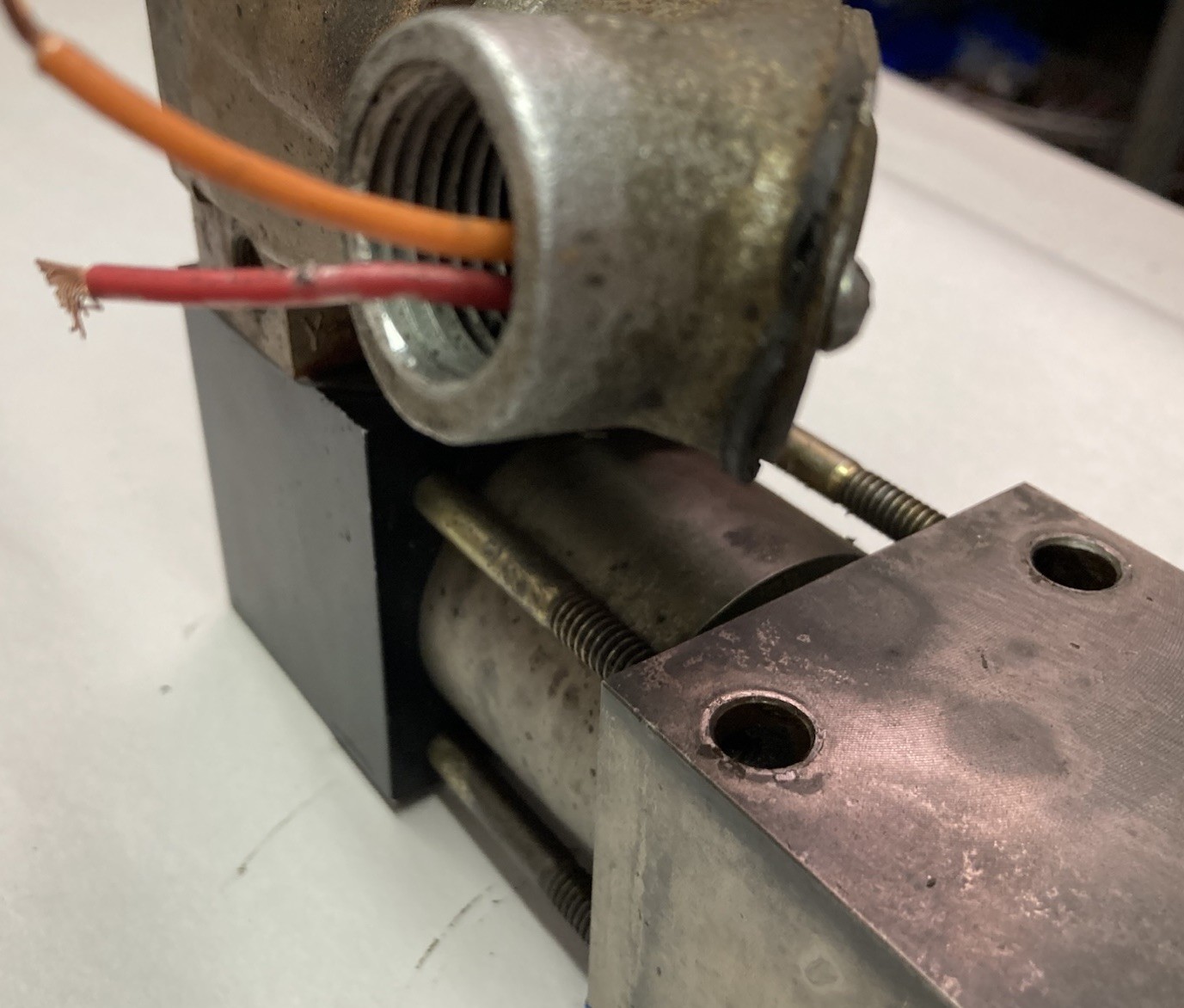 Elwood,P1-6K-702-NA,Pilot Valve 6000PSI (410 BAR)