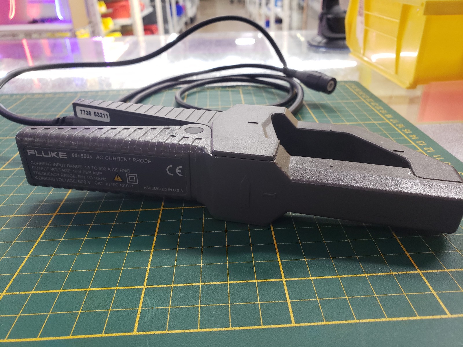 Fluke 80i-500s AC Current Clamp Probe 1A to 500A RMS 5Hz TO 10kHz 600V Cat Use