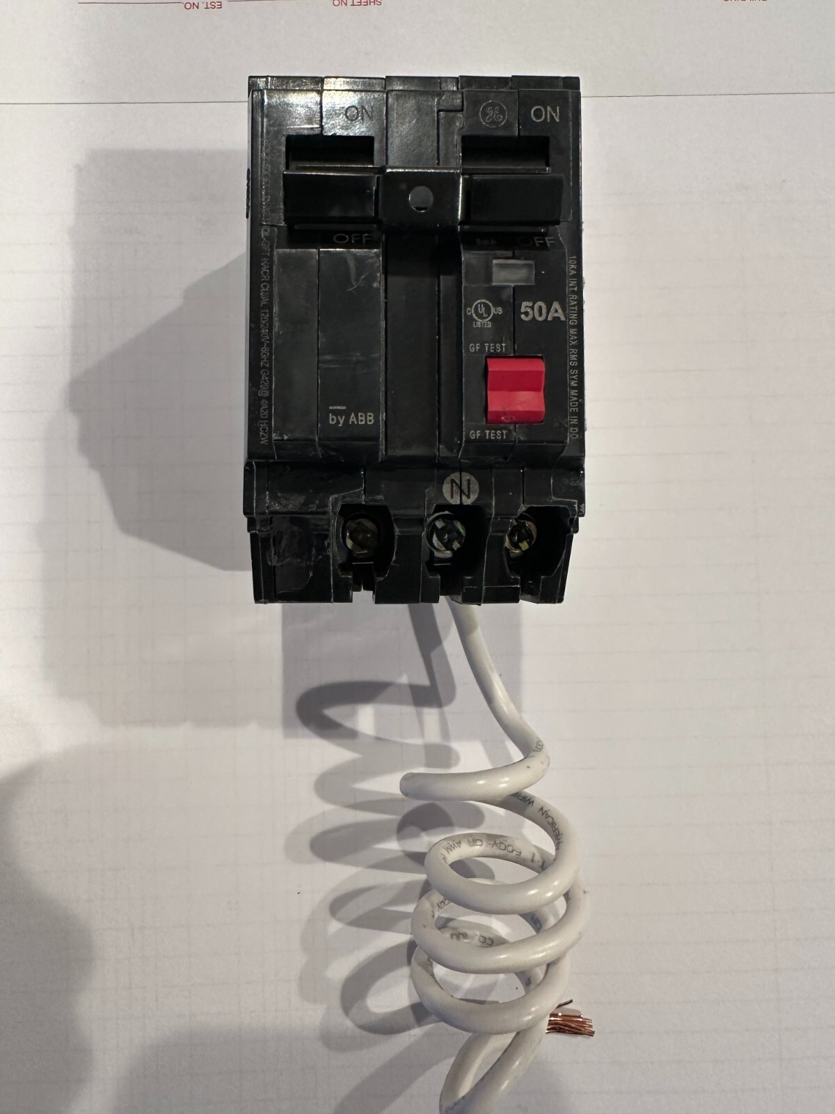 GE THQL 2150 GFT – 2POLE BREAKER