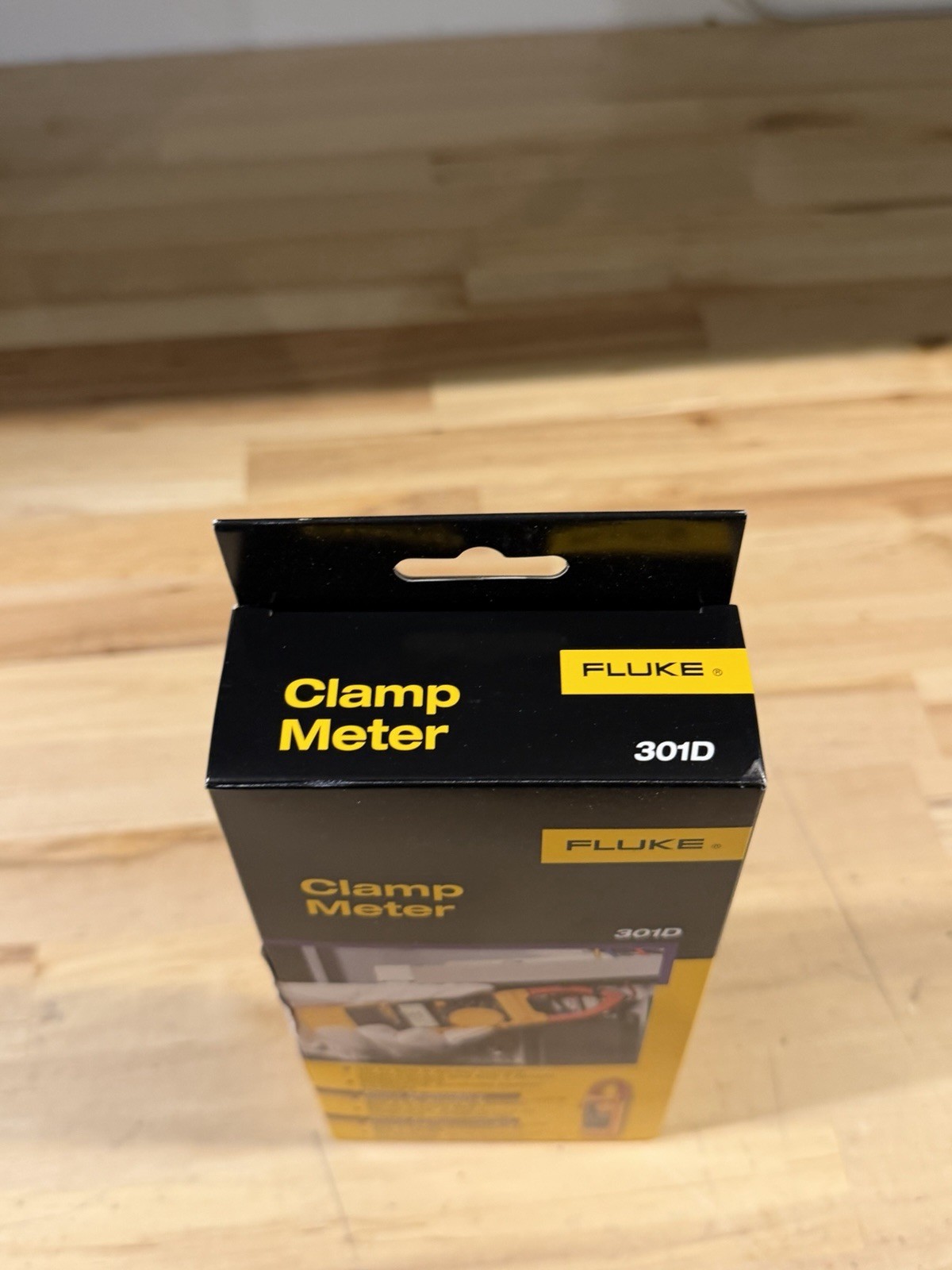 FLUKE 301D CLAMP METER (FREE SHIPPING) NEW