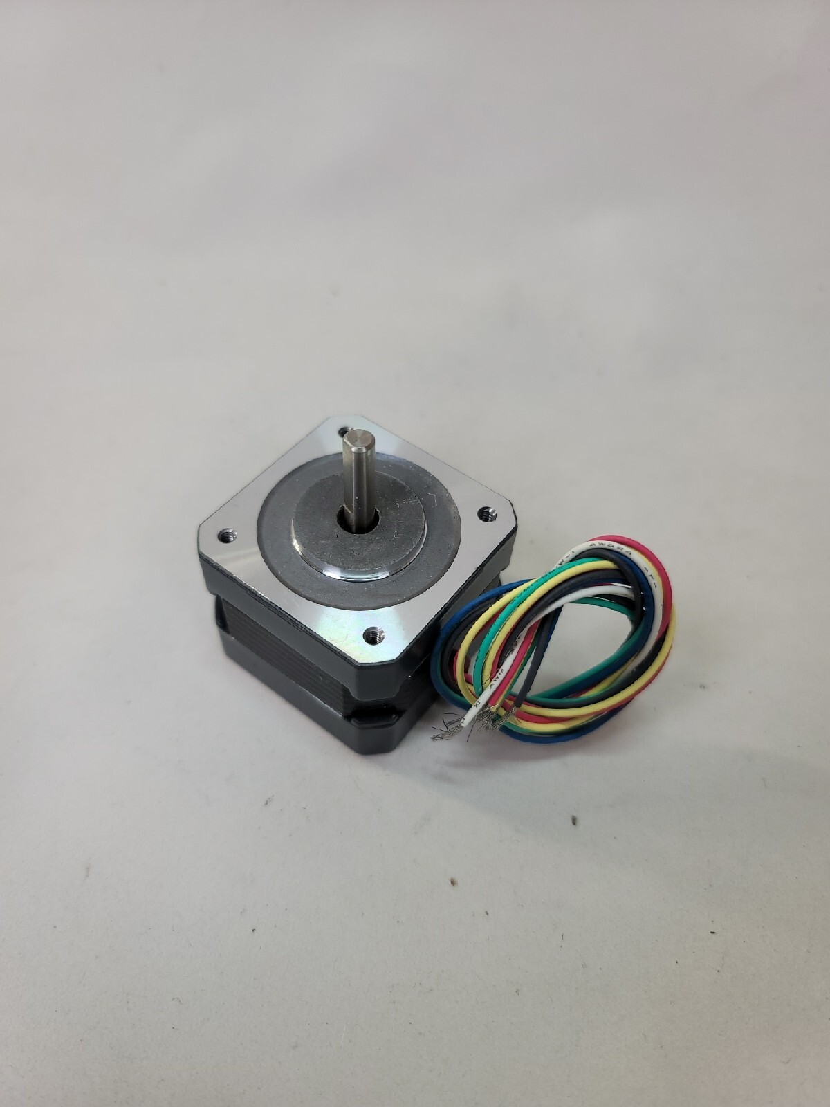 VEXTA ORIENTAL MOTOR PK243-01AA 2-PHASE STEPPER 1.8° STEP DC 0.95A STEPPING