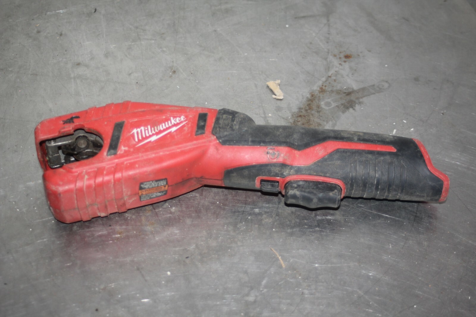 Milwaukee Copper Pipe & Tubing Cutter 2471-20