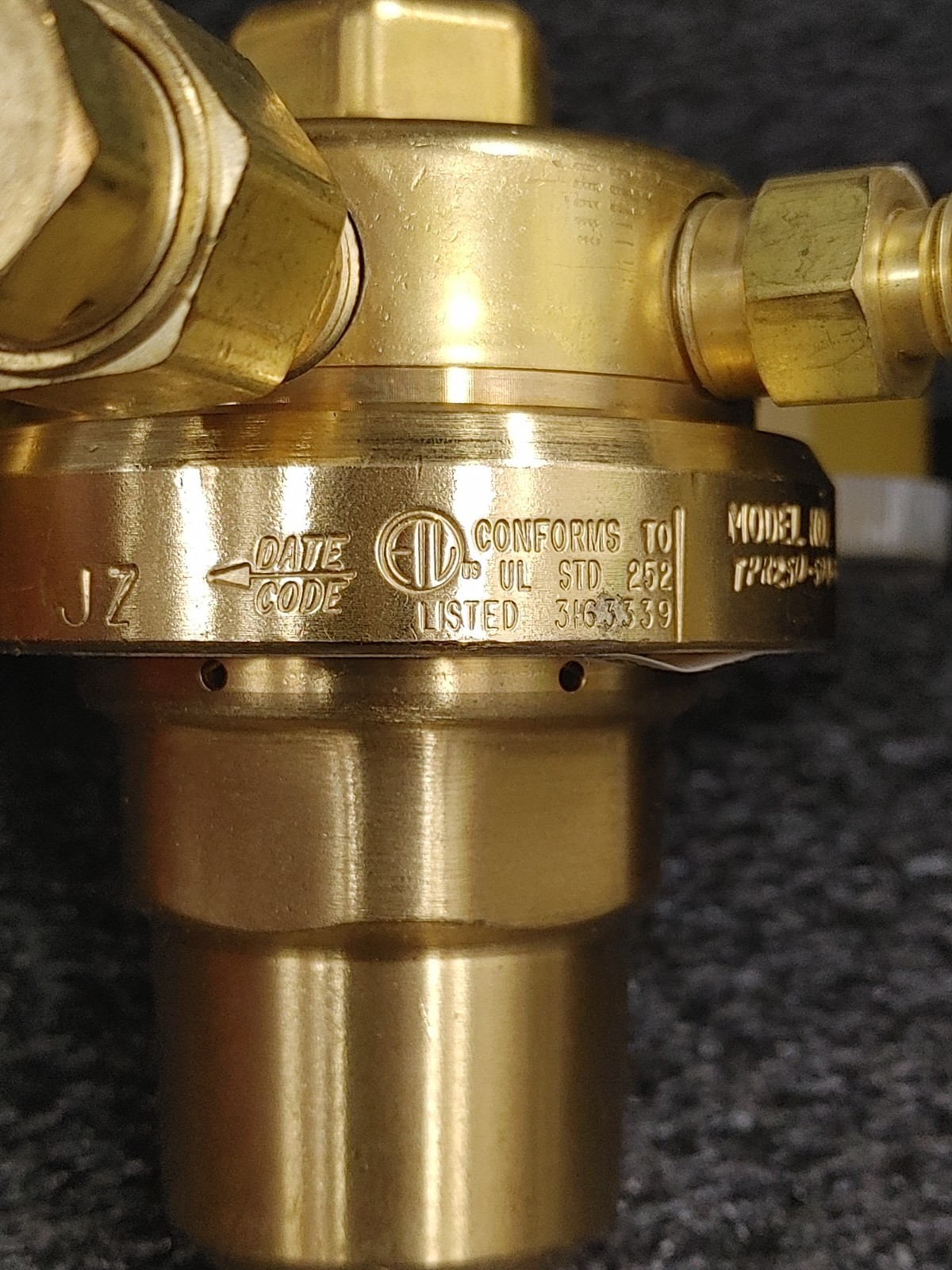 VICTOR TPR250-500-580 Single Stage Compressed Gas Regulator