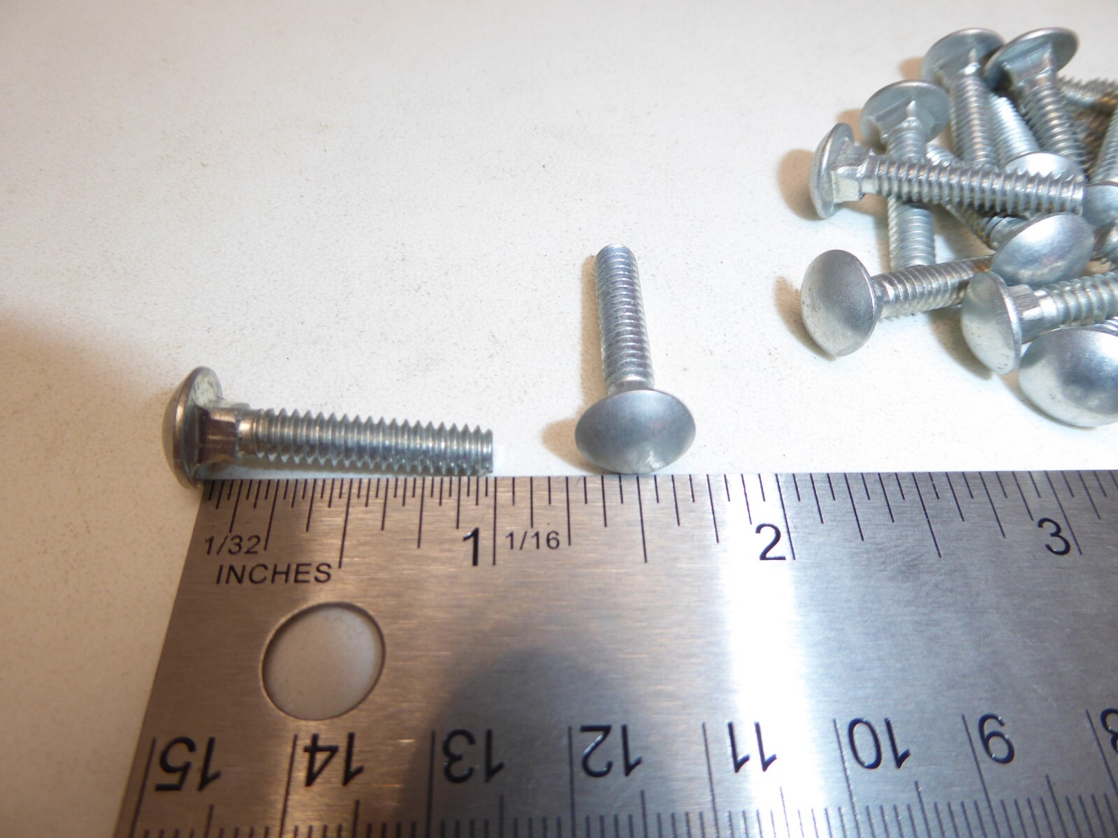 10-24 x 1″ Steel Zinc Plated Carriage Bolt VINTAGE Made in the USA! Qty of 21