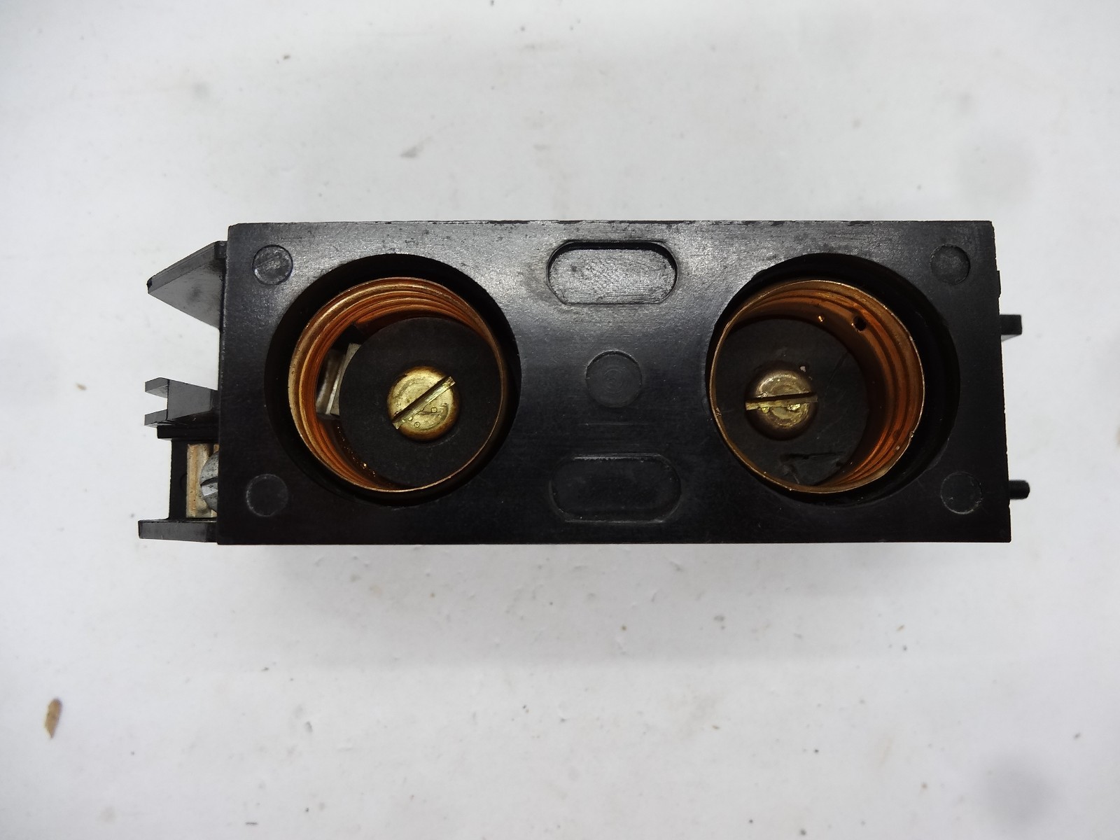 Walker 1763 120V/240V Rated 15, 20, 25, and 30 Amp Screw-In Fuse Holder Block