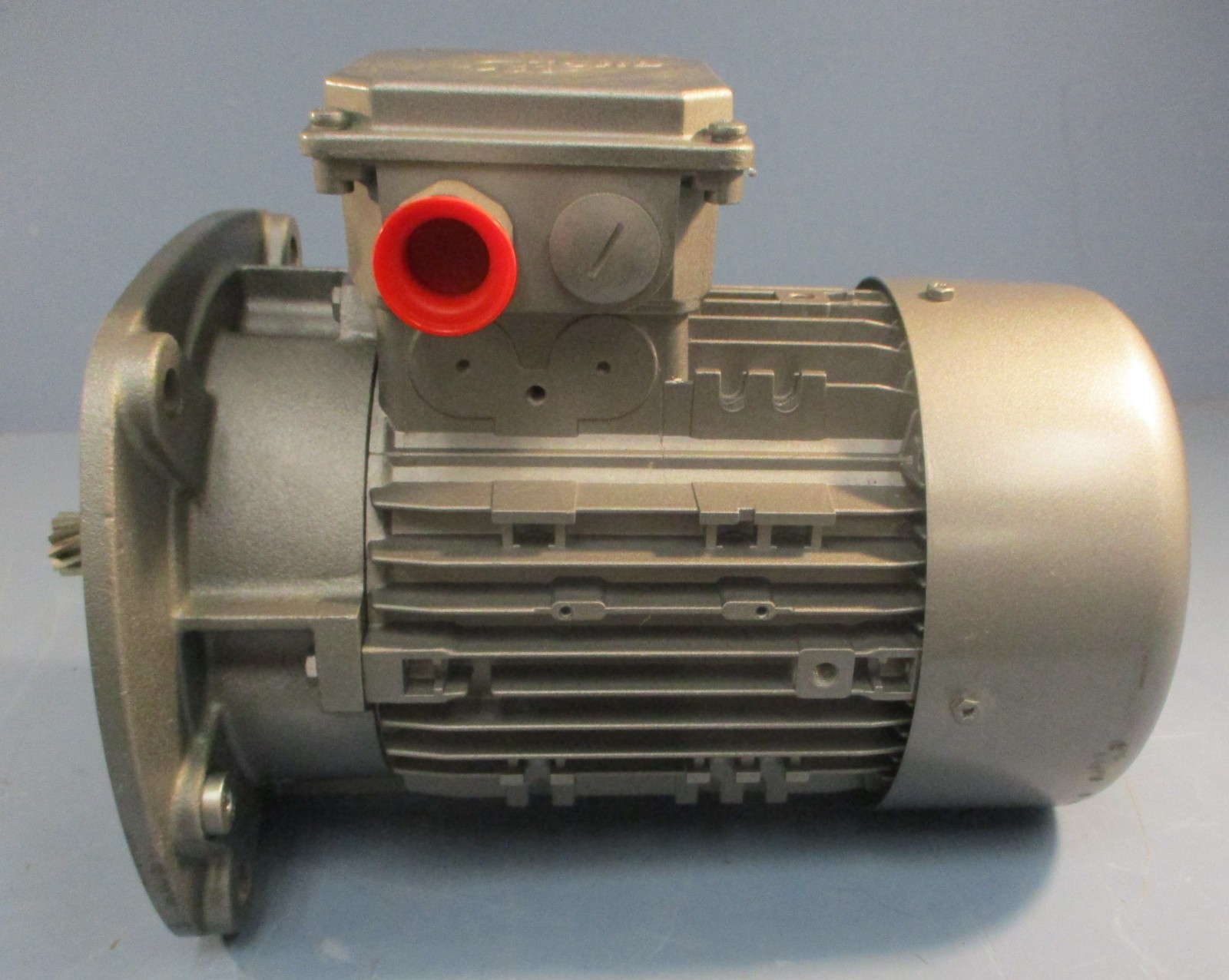 Nord SK 90L/4 CUS 3-Phase Motor 1660RPM 230/460V 1.50 kW 2.00HP NOS