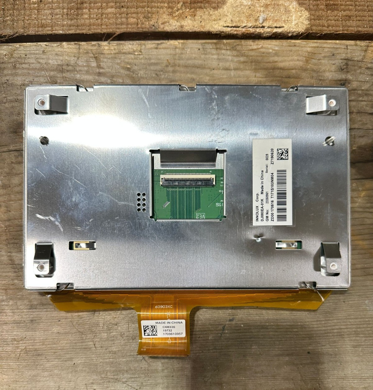 LCD Display Touchscreen DJ080EA-01K for Chevrolet