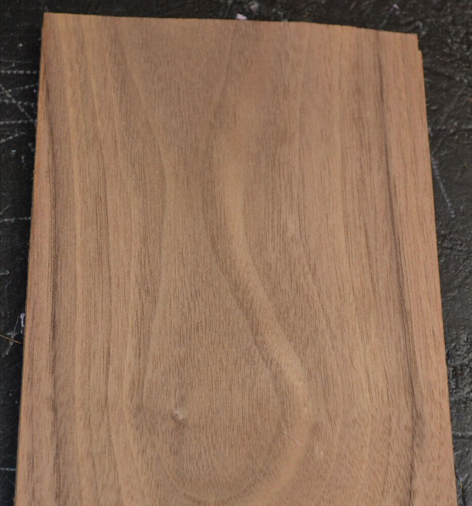 Walnut Raw Wood Veneer Sheet 5 x 70 inches 1/42nd 7628-25