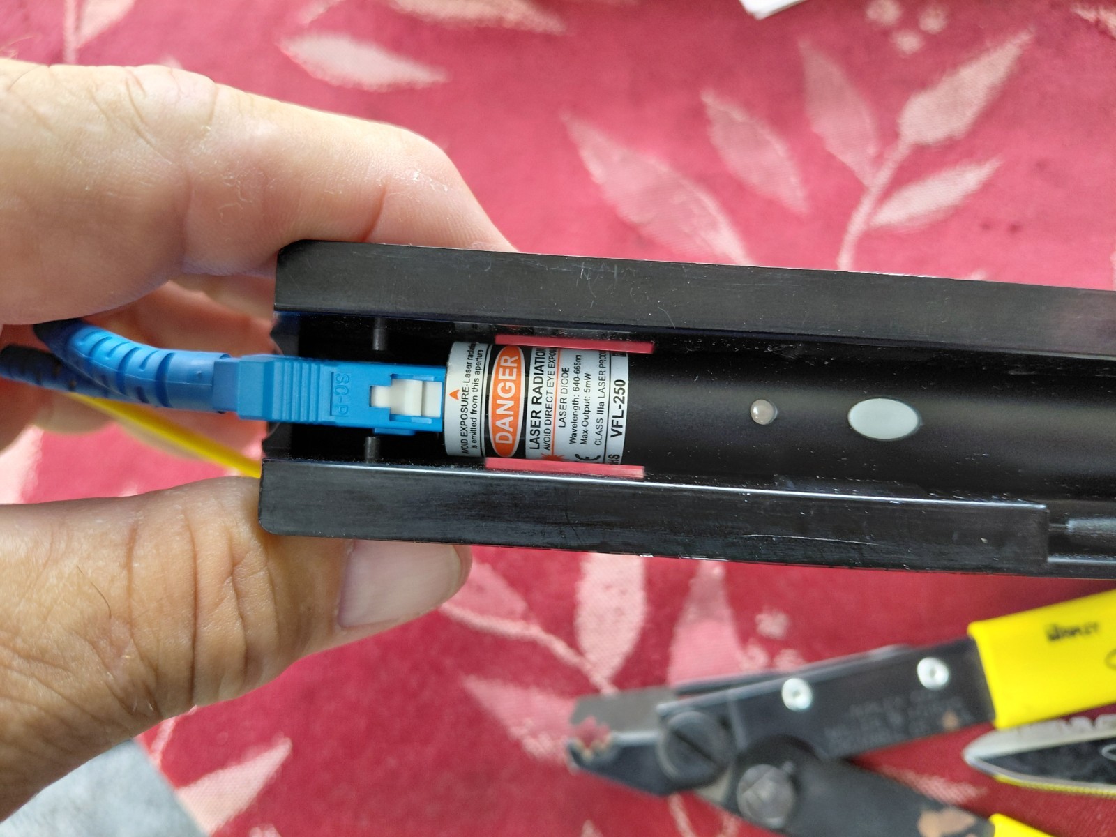 Belden FC-7R Fiber Optic Handy Cleaver,VFL-250 Checker,fiber Express,bag,more