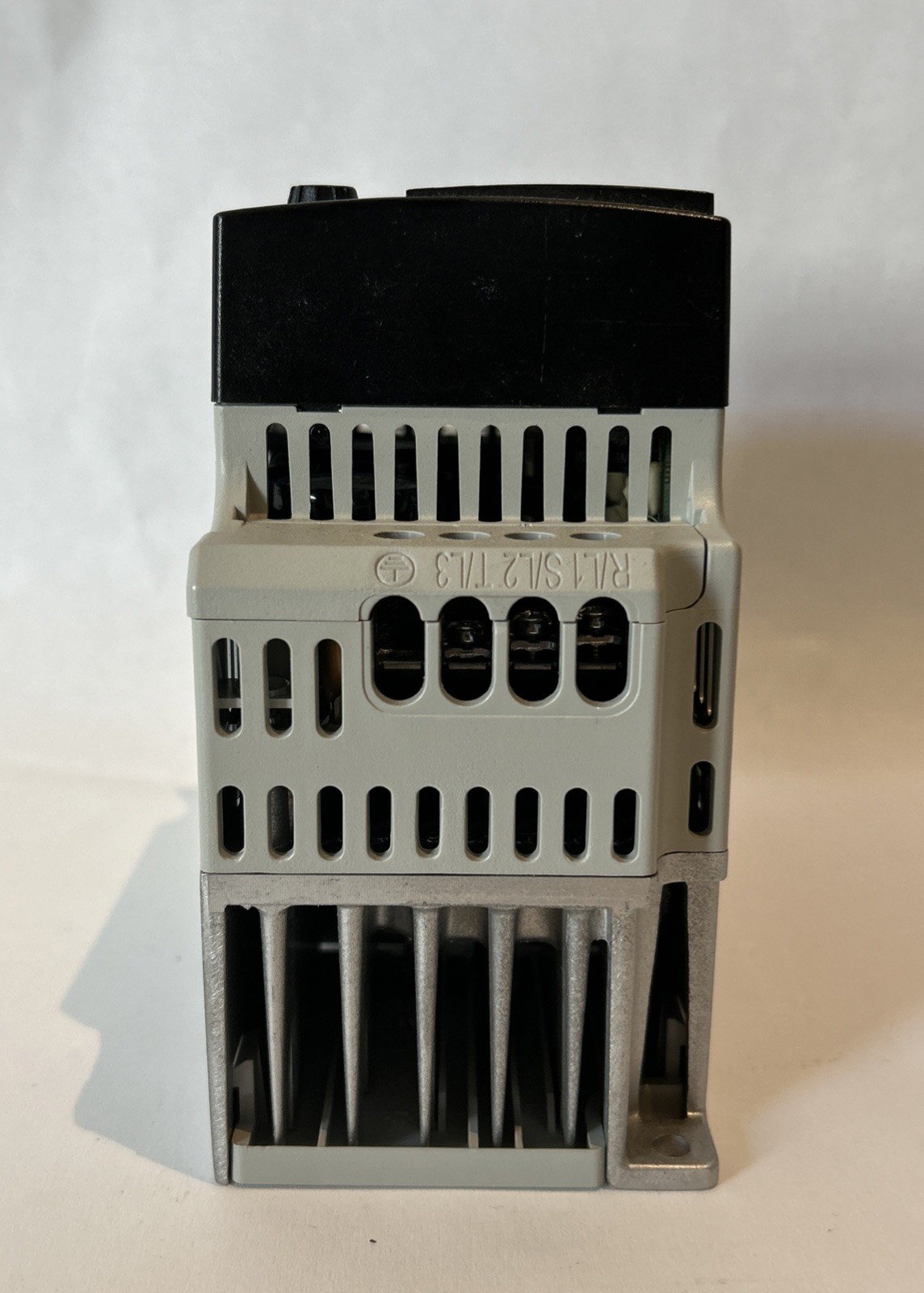 Allen-Bradley 22F-D1P5N113 PowerFlex 4M AC Drive, 460VAC, 1.5A, 0.5HP