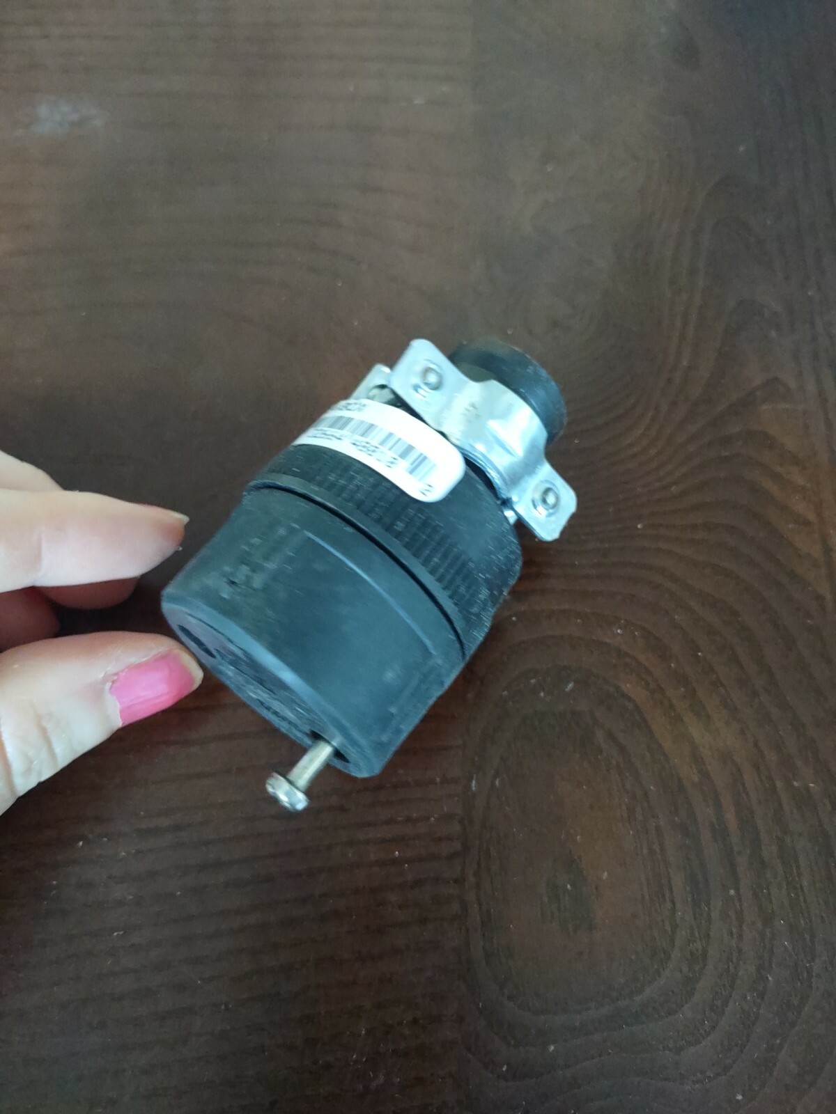 Eagle Thermoplastic Straight Blade Rubber Connector 15A 125V NEMA 1-15R Bulk 224