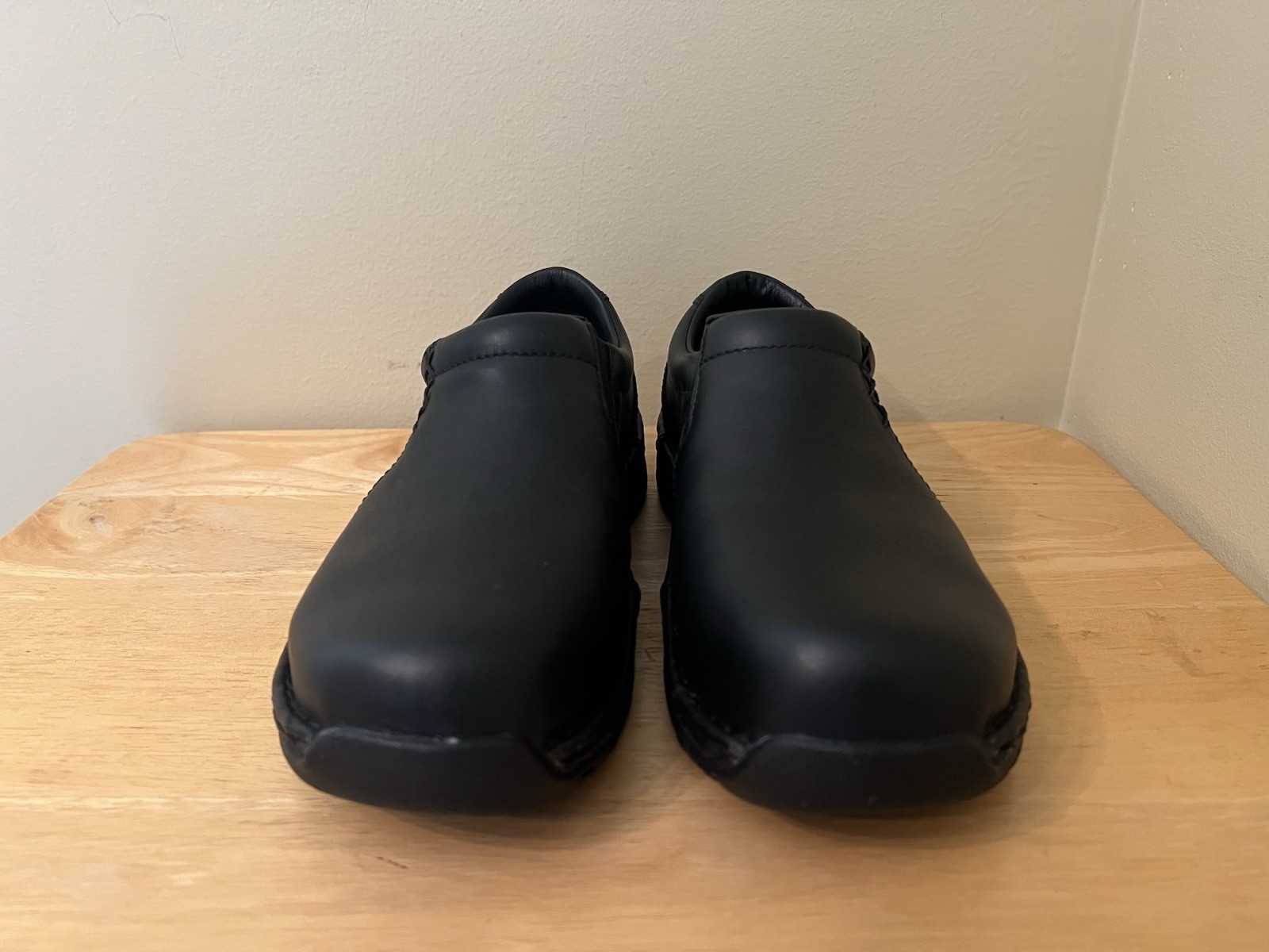 Red Wing Aluminum Toe Slip Resistant SD Work Shoes Women’s 6.5 Black 2321