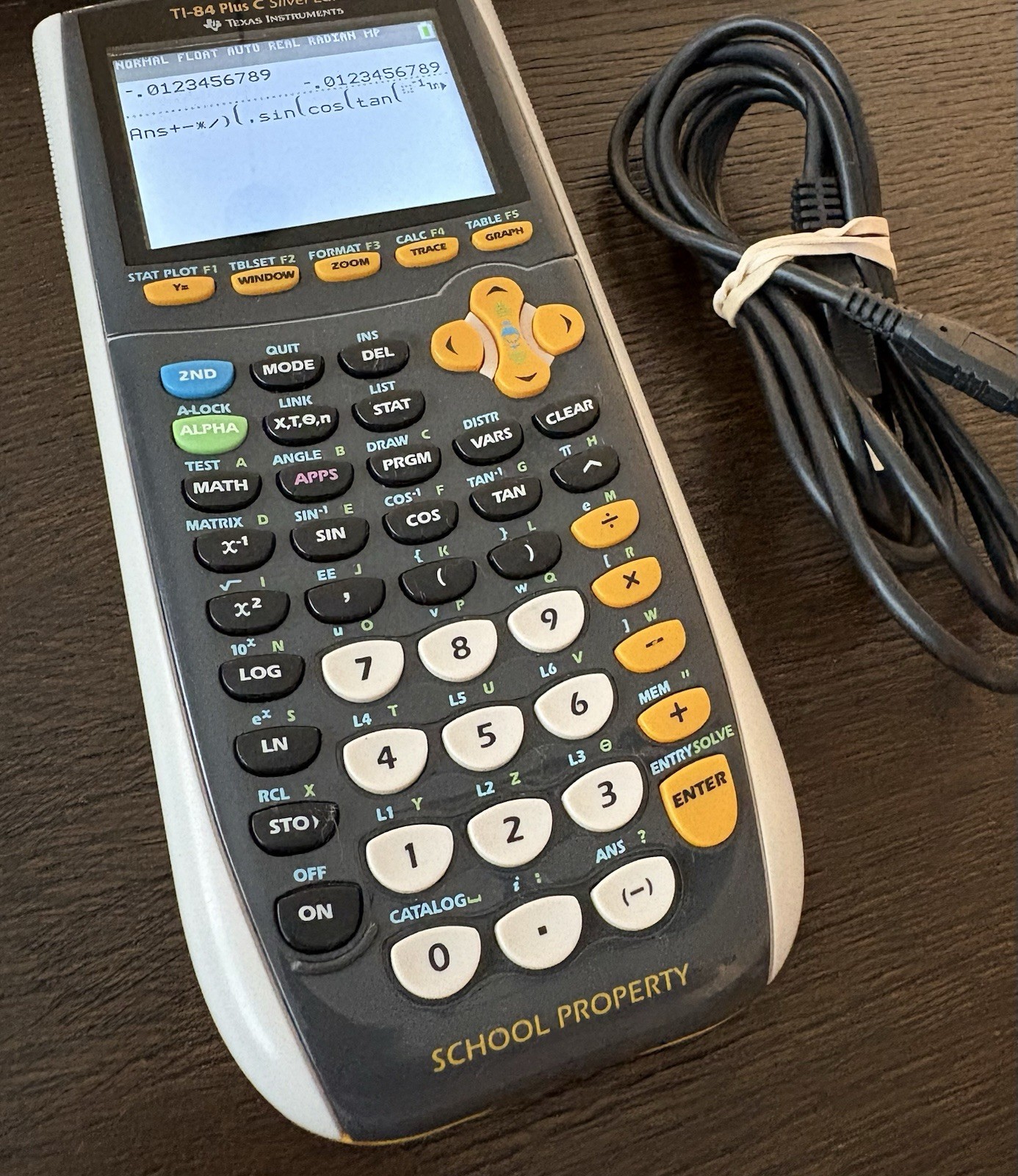 Texas Instruments TI-84 Plus C Silver Graphing Calculator Gray READ DESCRIPTION
