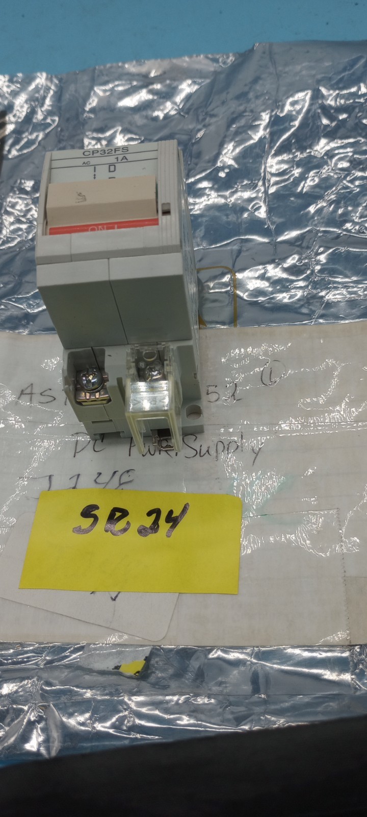 Fuji Electric CP32FS/1 CIRCUIT PROTECTOR 1AMP 2POLE 250V LONG TIME DELAY
