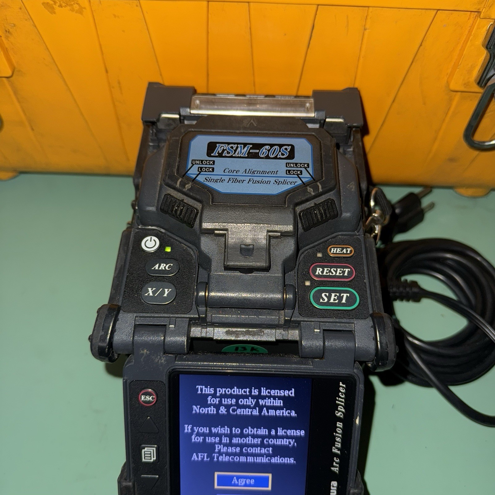 Fujikura FSM-60S Fusion Splicer w/ CT-30 Cleaver – 13k Arcs N.A.