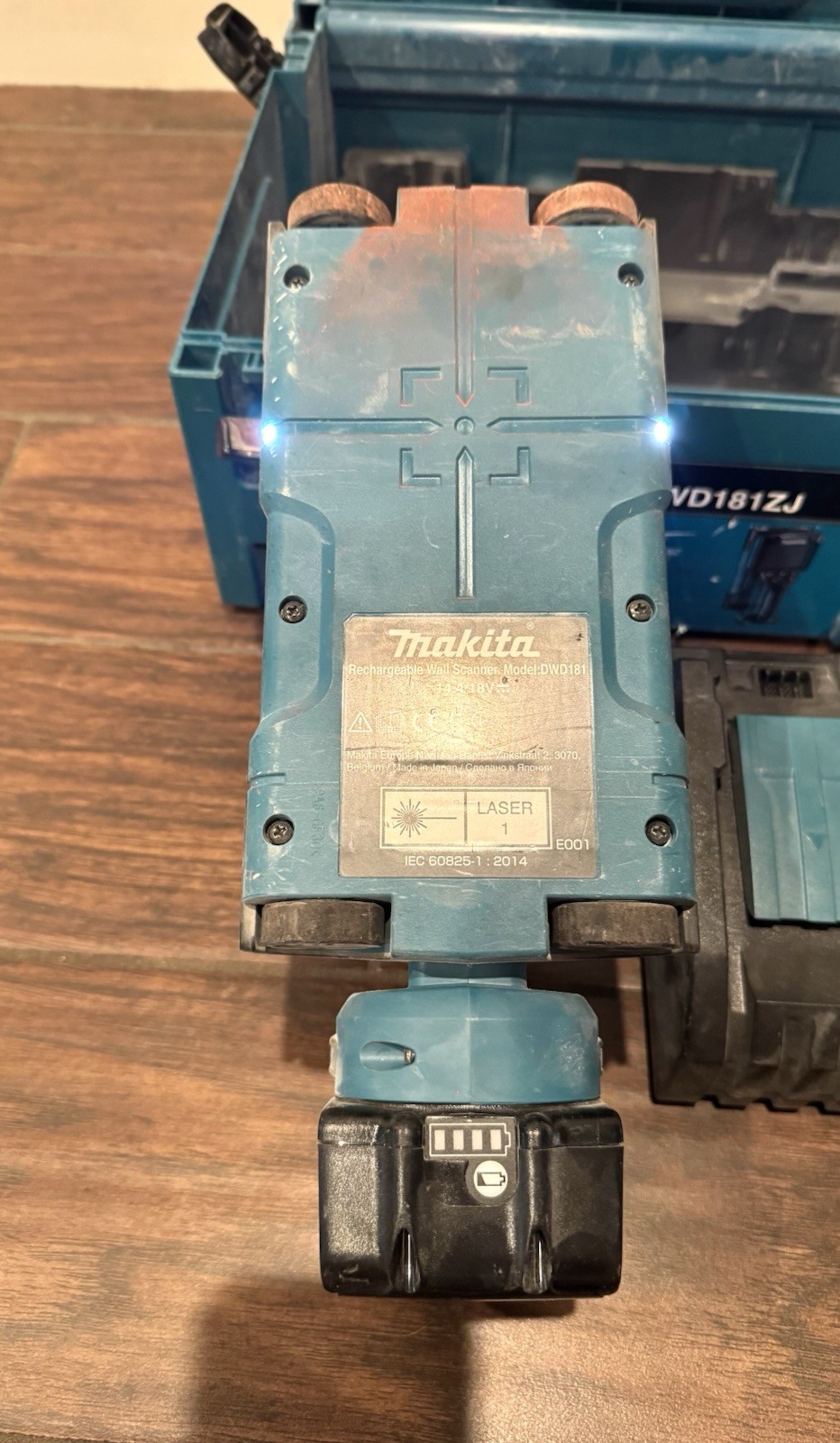 Makita DWD181ZJ 18V LXT Lithium‑Ion Cordless Multi‑Surface Scanner Kit Complete