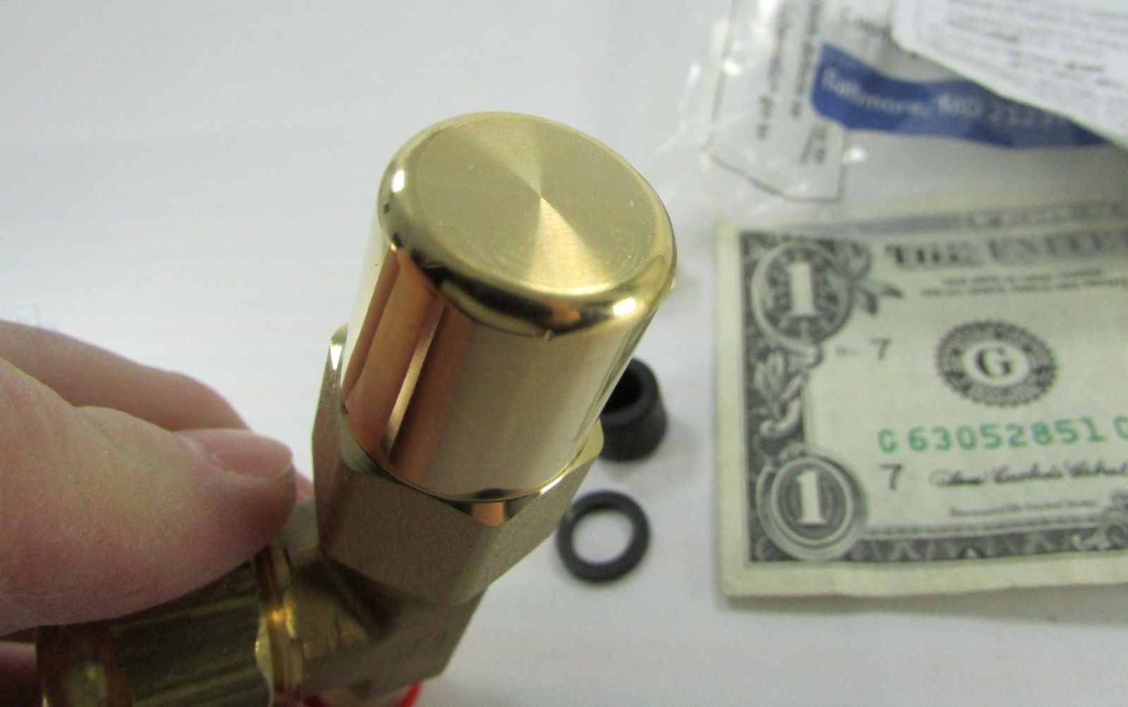 York Brass Refrigerant Liquid Line Charging Valves, 3/8″ OD Tube x Flare Access