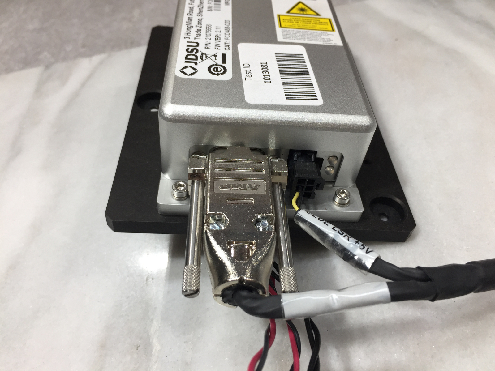 JDSU/JDS Uniphase 21075556 FCD488-020 Continuous Wave Laser V2.11 488nm 500mW