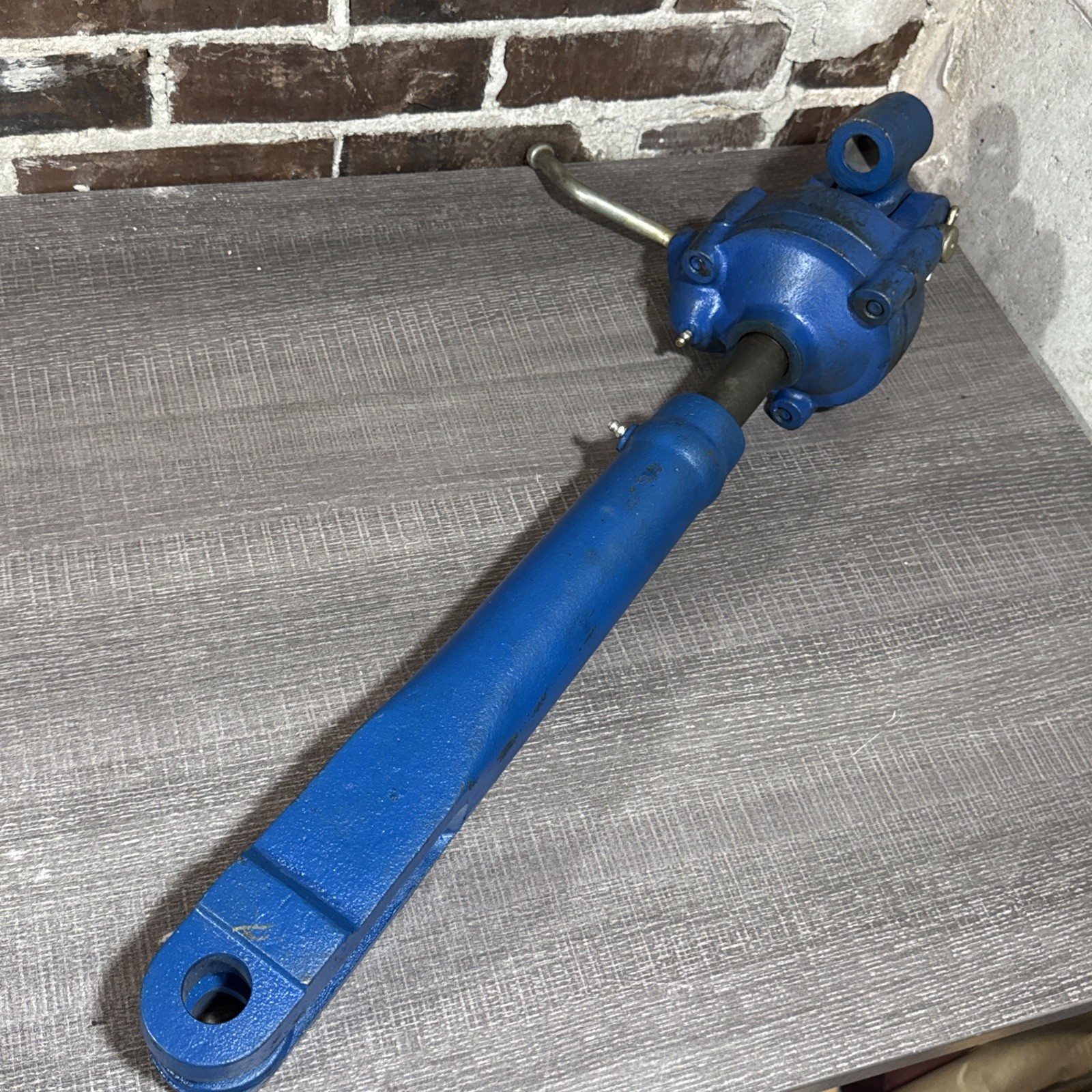 C7NNA935C Hydraulic Level Fork Ford Tractor For Ford Level Box Assembly