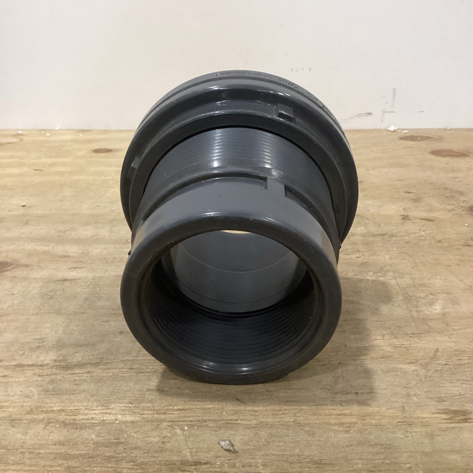 Spears 3″ PVC Bulkhead Tank Adapter Fitting SCH 80 NSF-61 4-5/8″ Hole Gray