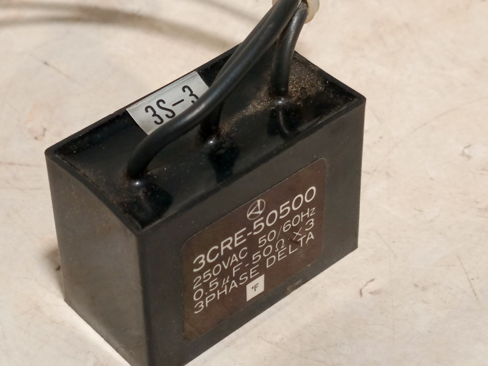 Lot of 7 Okaya 3CRE-50500 3-phase RC snubber delta 0.5uF 50ohm x3 250VAC 50/60Hz