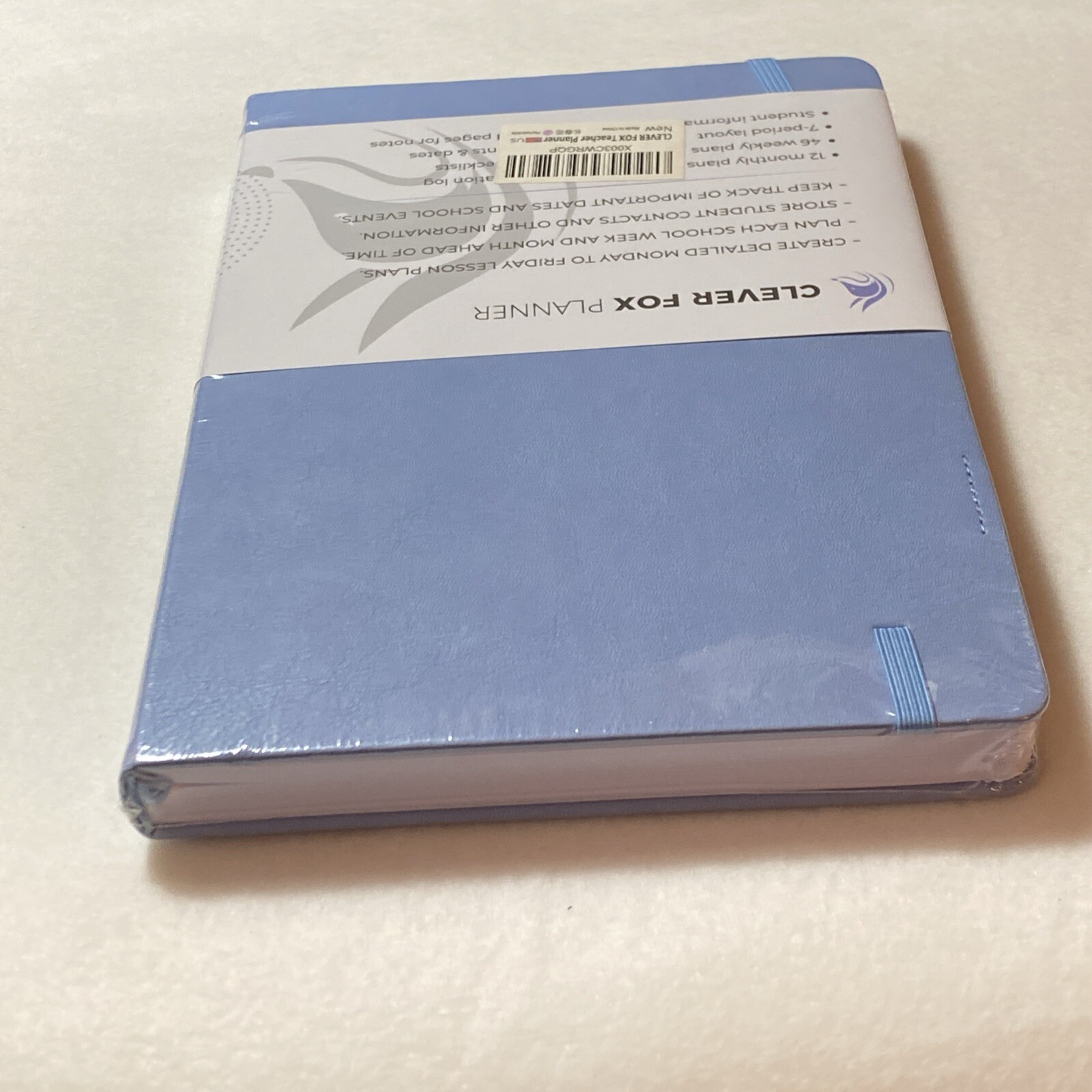 Clever Fox Teacher Lesson Planner Large Undated 7-Period Vertical Layout Blue