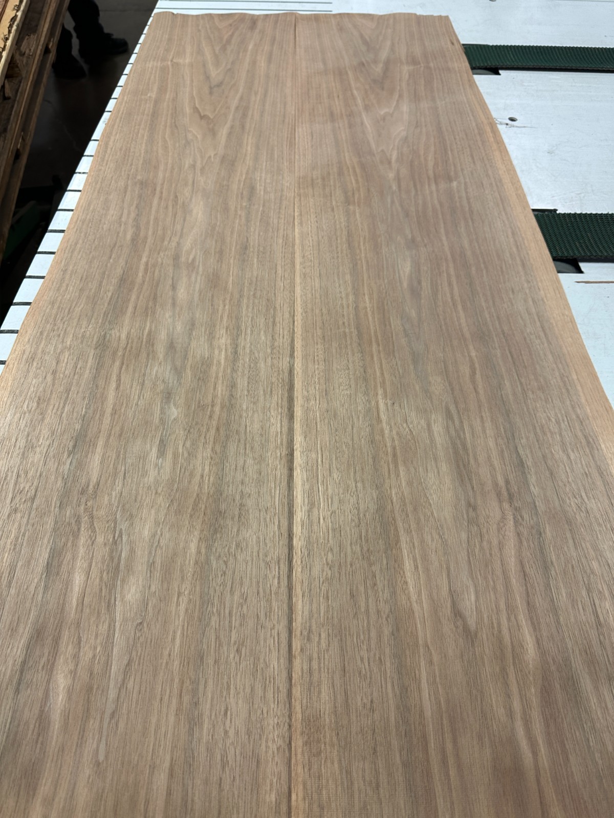 Bleached Walnut Raw Wood Veneer 3 sheets 55″ x 12″ 522i