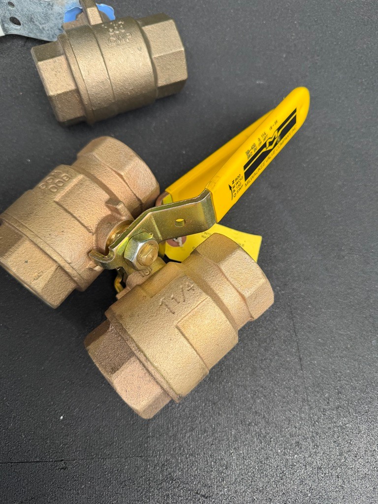 LOT(4) Nibco & MV 1-1/4″ NPT Bronze Ball Valves HydraPure NL951XB T-585-80-LF +