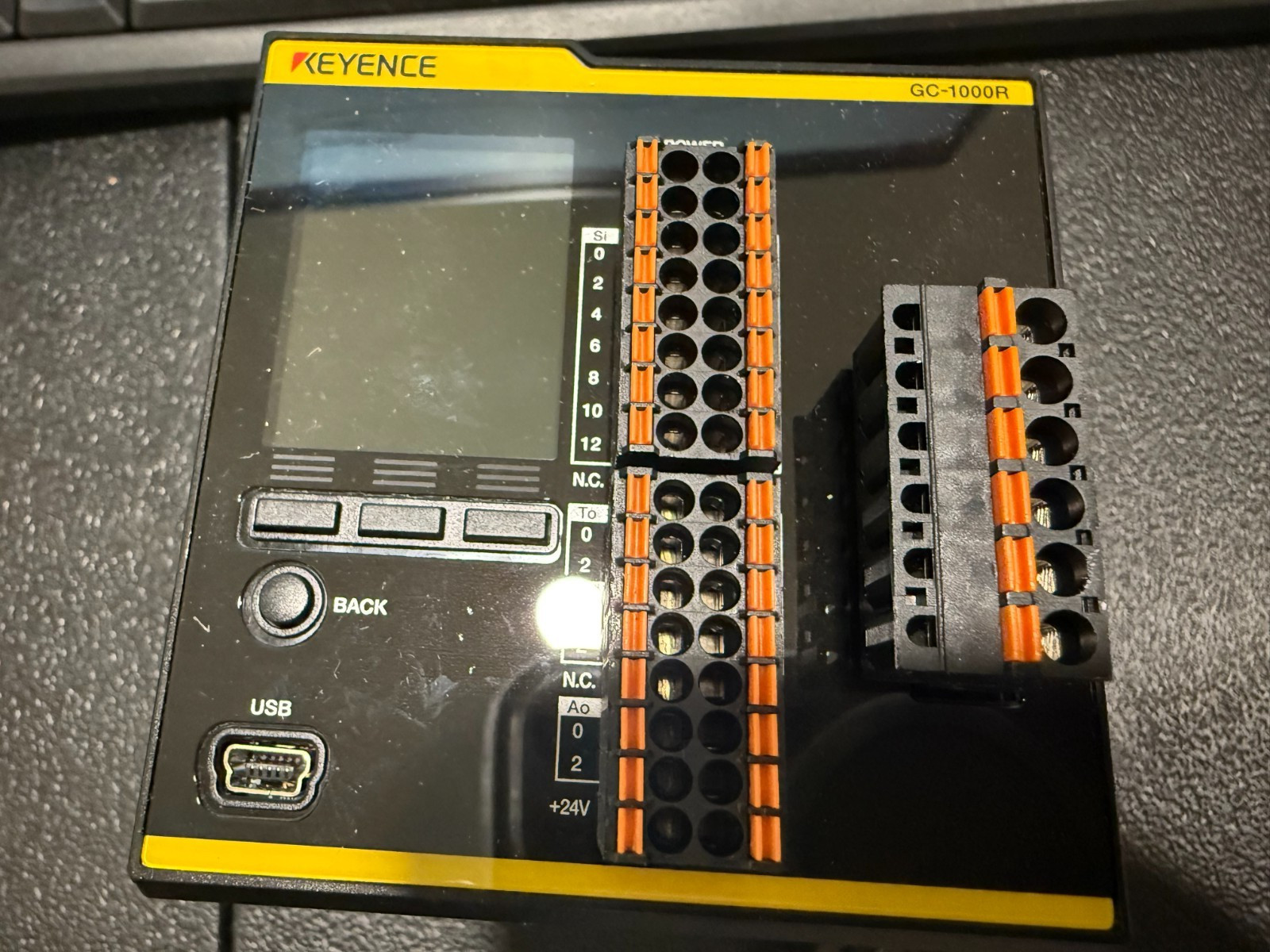 Used KEYENCE GC-1000R Safety Controller w/Sensor Cable. Free Shipping.