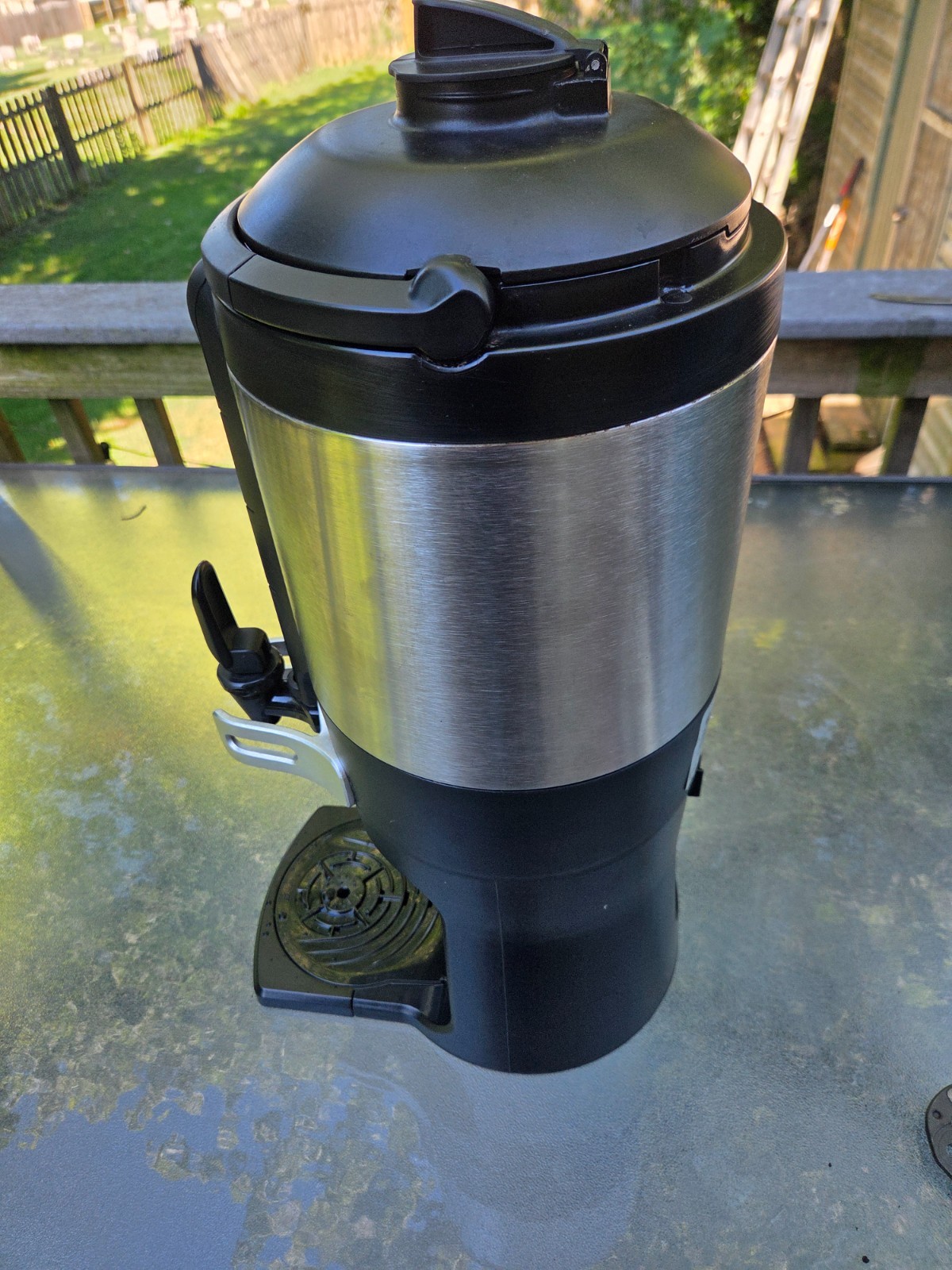bunn thermofresh server, gen 3, detachable base, top handle, easy portability