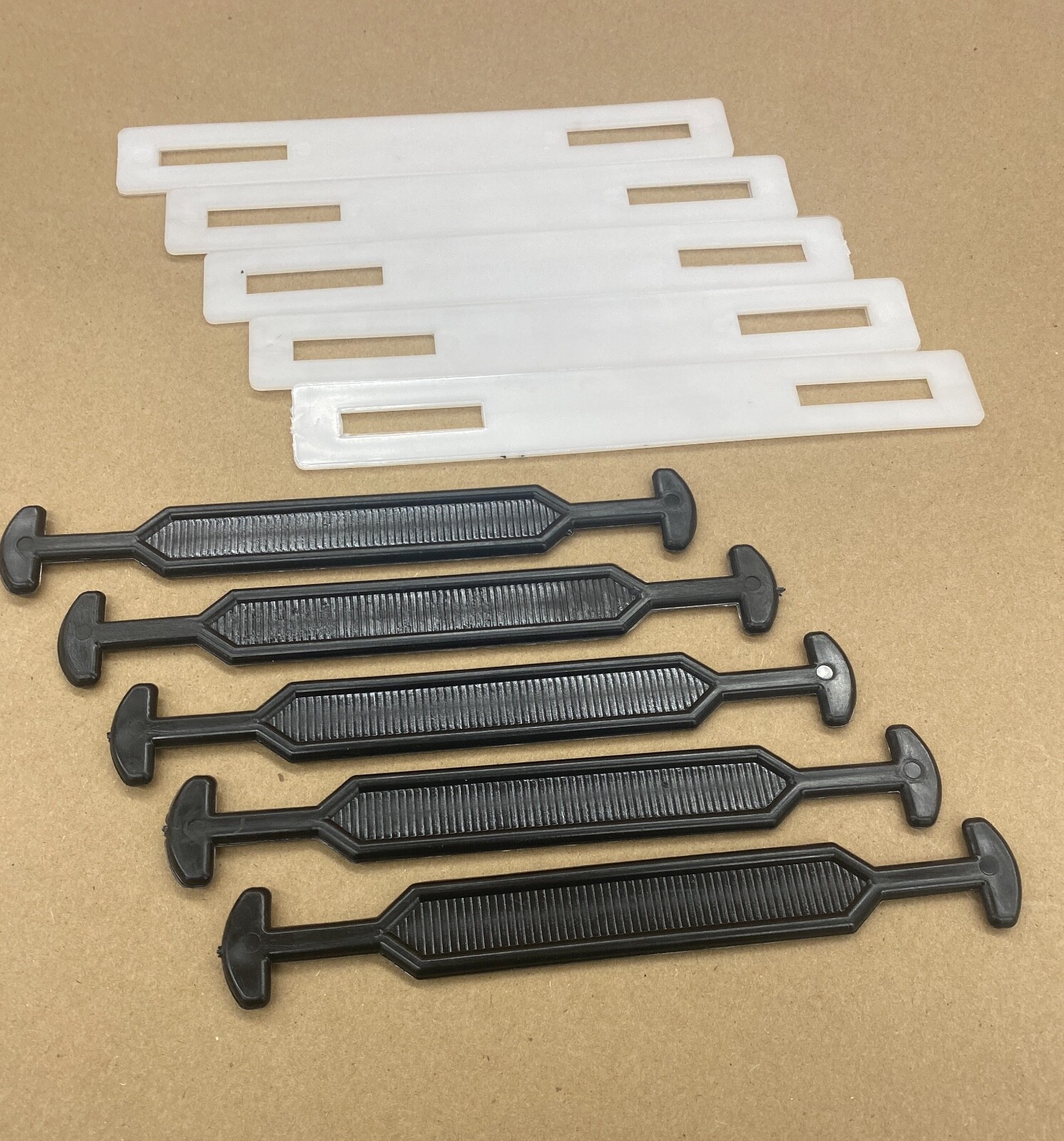 5 Heavy Duty 6.75″ Cardboard Box Handles Plastic Carry Ship 45 lbs Black W/Back